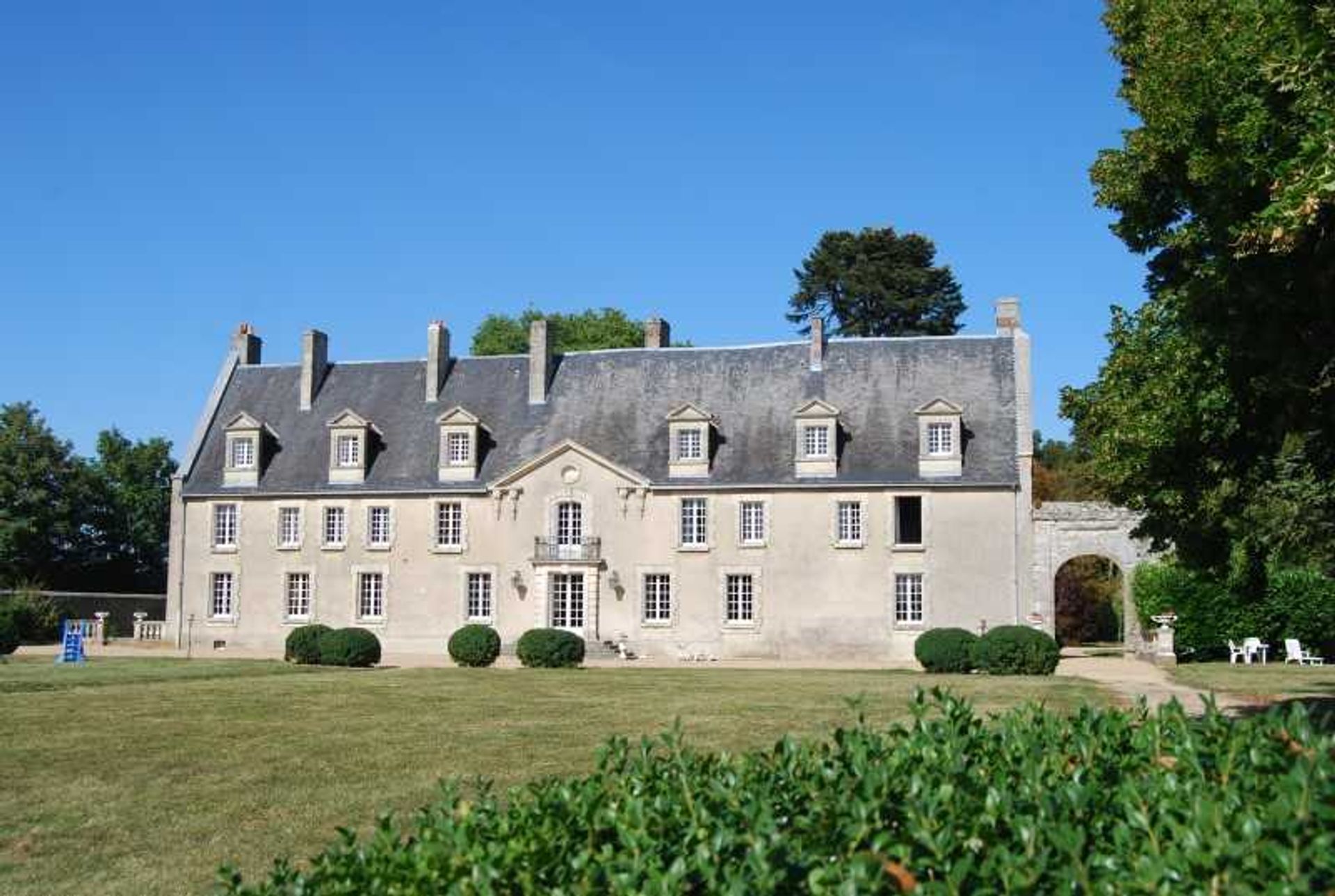 다른 에 투어, Centre-Val de Loire 10837582