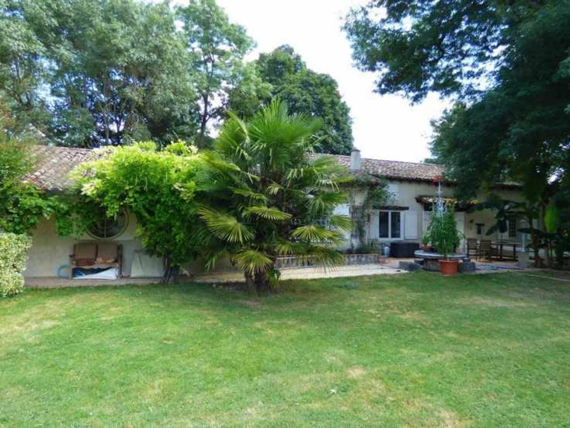 Haus im Thouars, Nouvelle-Aquitaine 10837638