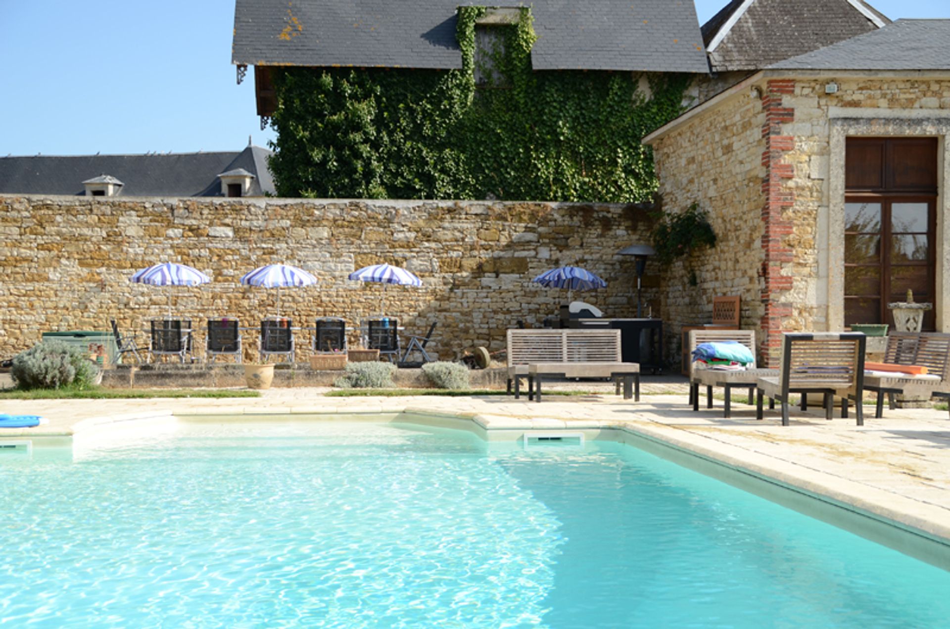 Αλλα σε Chantonnay, Pays de la Loire 10837642