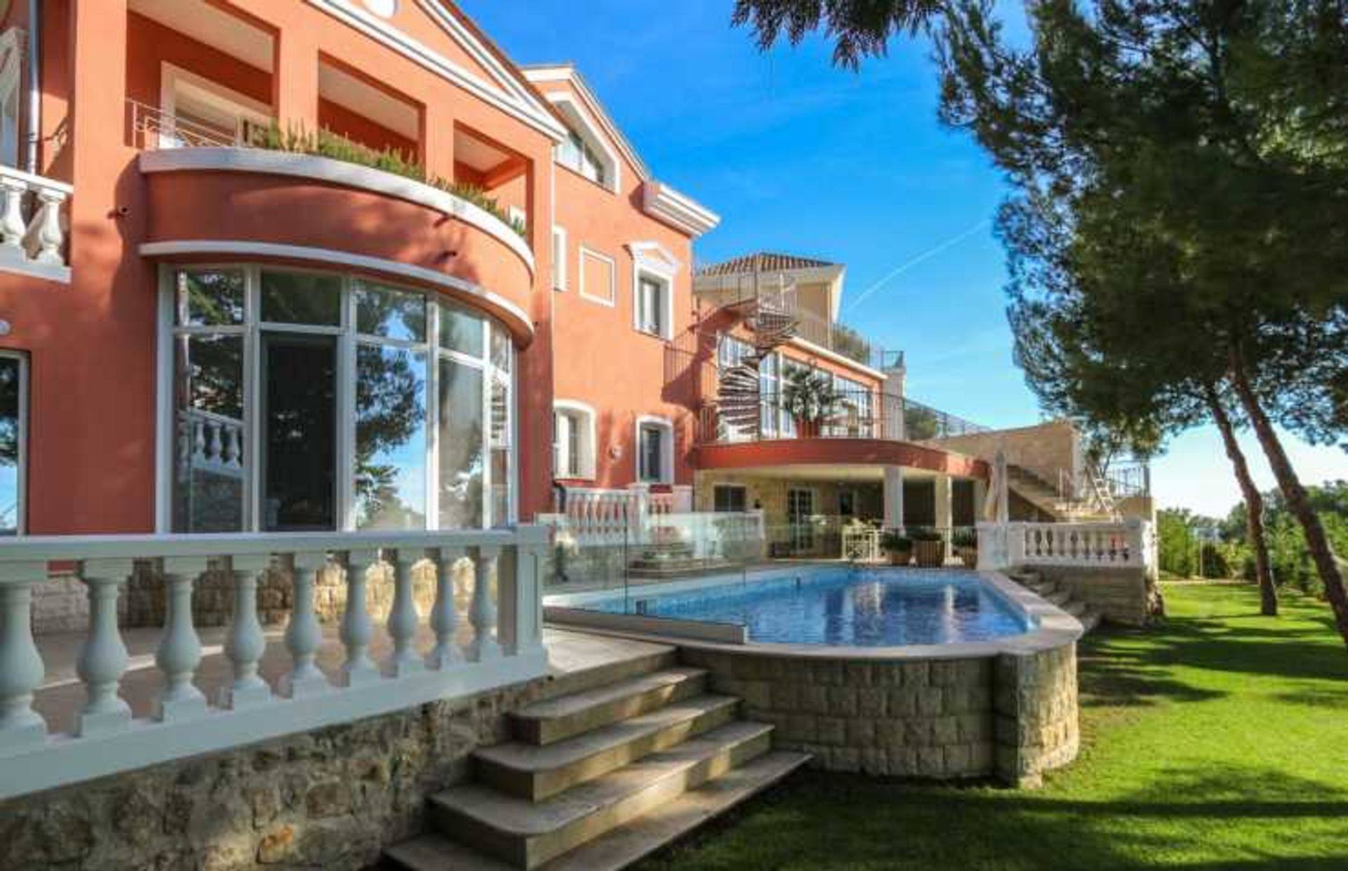 casa no Beausoleil, Provence-Alpes-Cote d'Azur 10837702