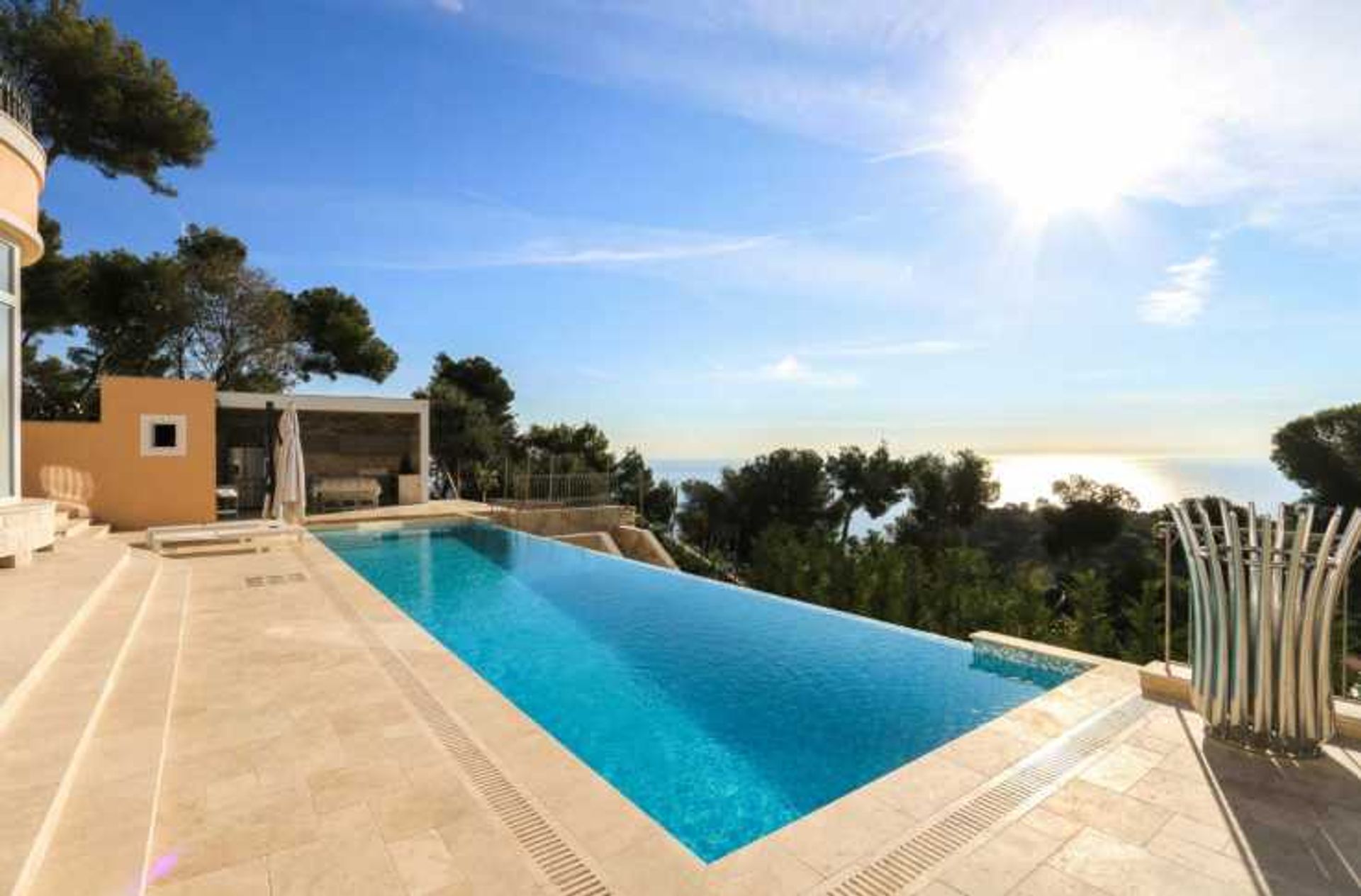 House in Beausoleil, Provence-Alpes-Cote d'Azur 10837702