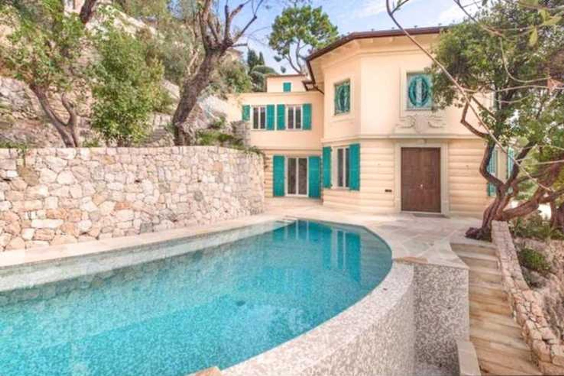 Residenziale nel Saint-Jean-Cap-Ferrat, Provence-Alpes-Côte d'Azur 10837714