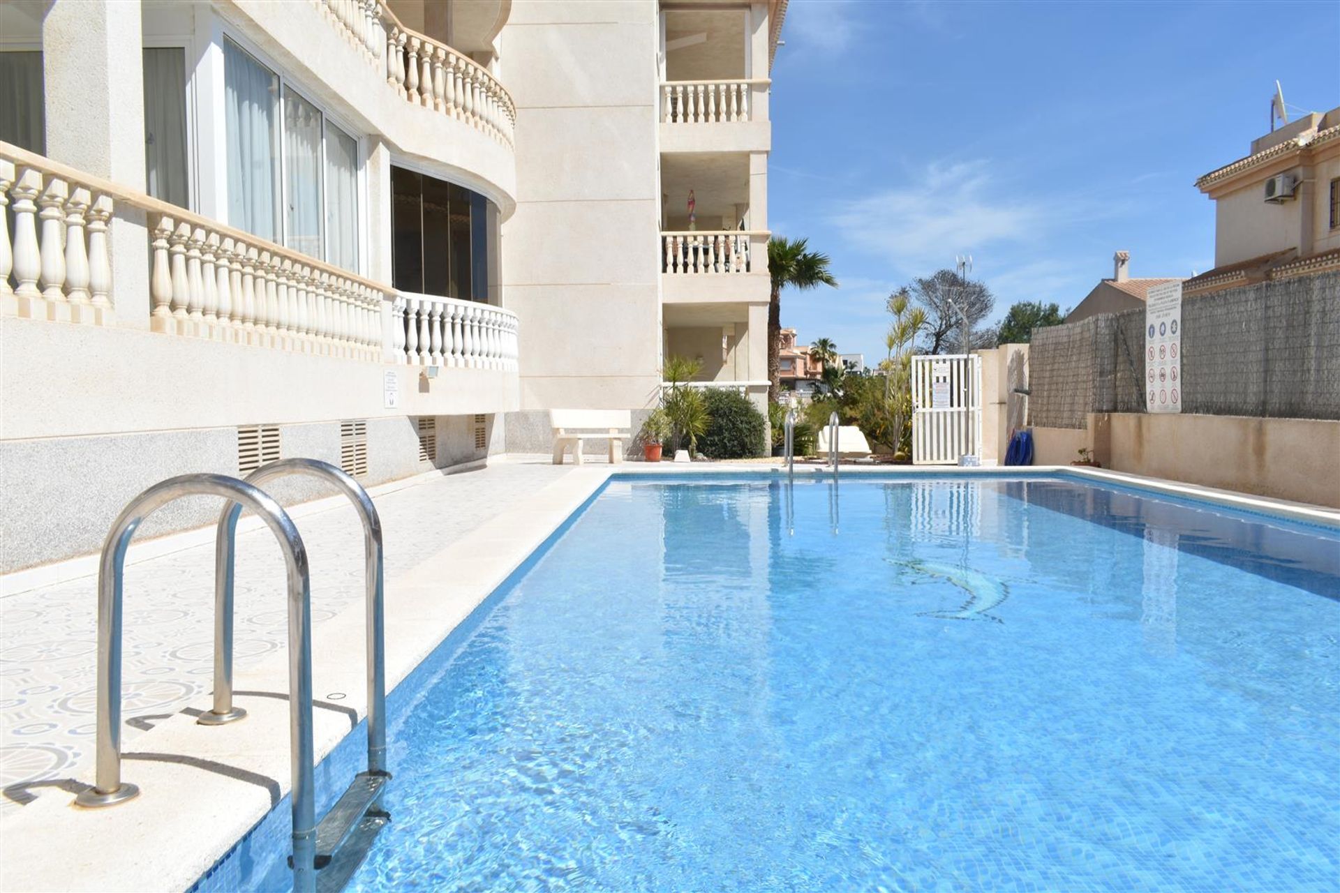 Condominium in Campoamor, Valencia 10837776