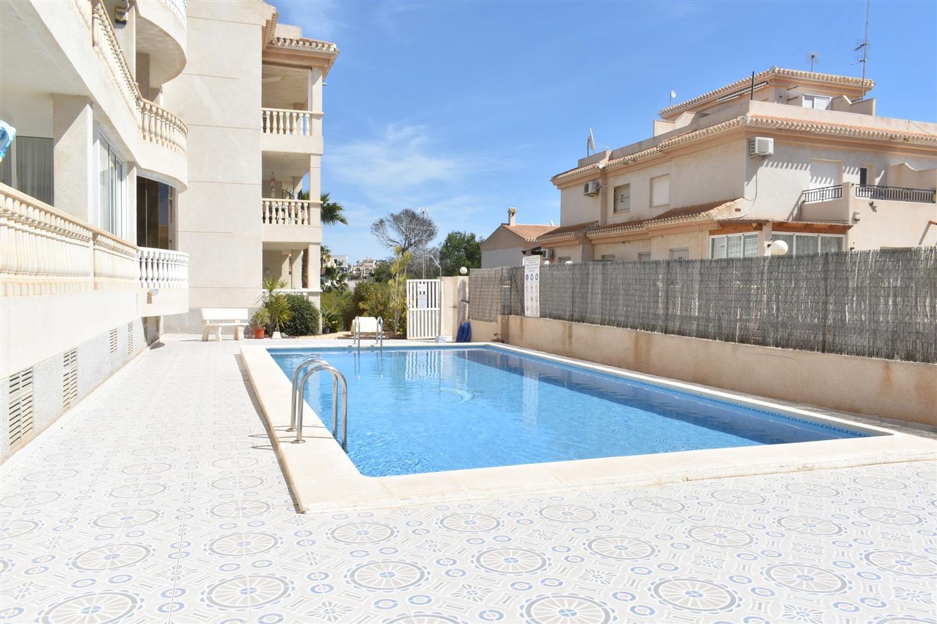 Condominium in Playa Flamenca, Valencian Community 10837776