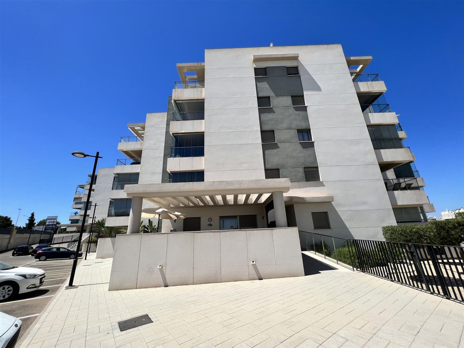 Condominium in Campoamor, Valencia 10837810