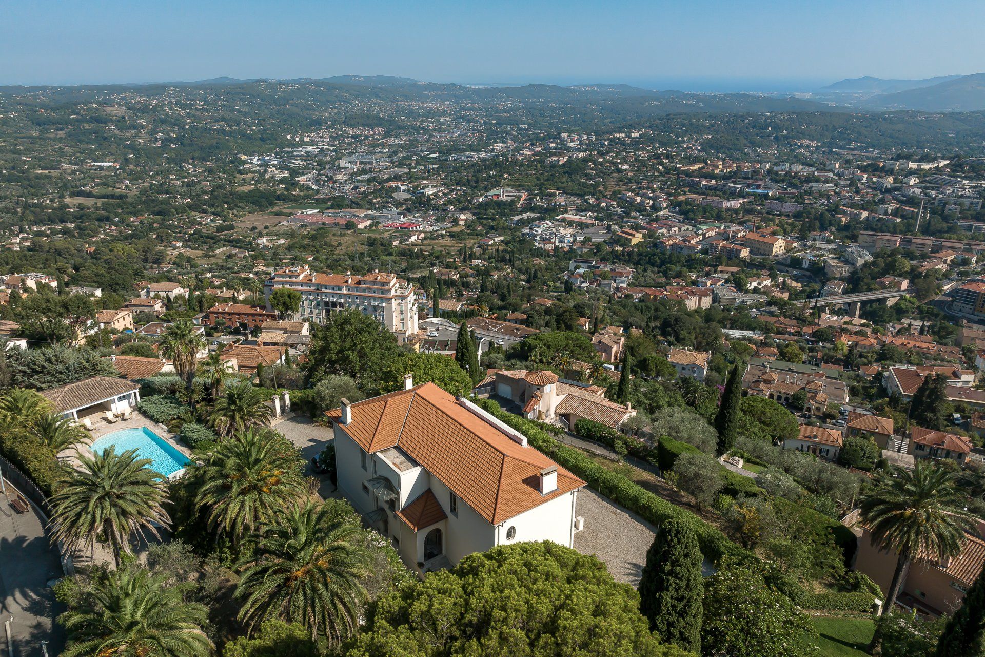 Hus i Grasse, Provence-Alpes-Côte d'Azur 10838356