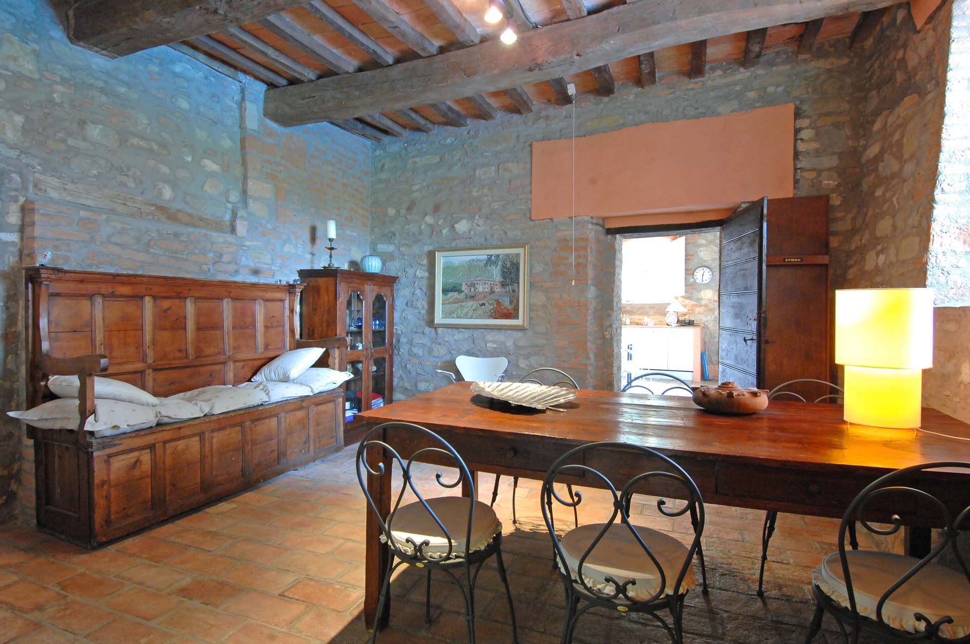 Rumah di Prato, Umbria 10838409