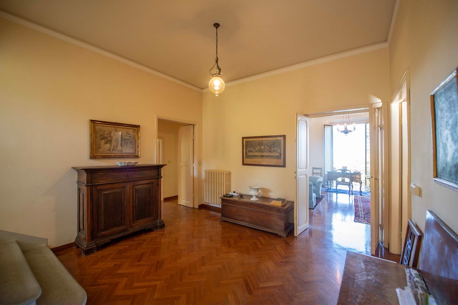 بيت في Arezzo, Toscana 10838470