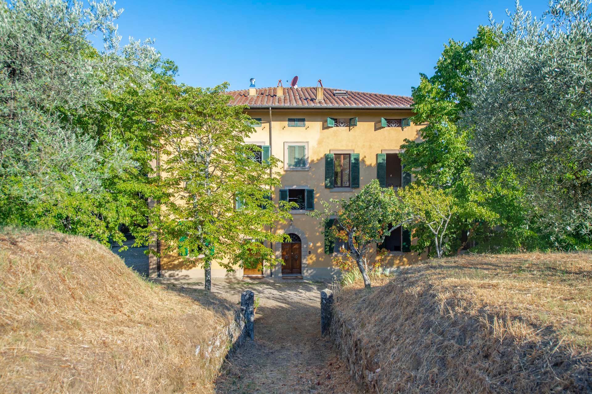 Rumah di Arezzo, Toscana 10838470