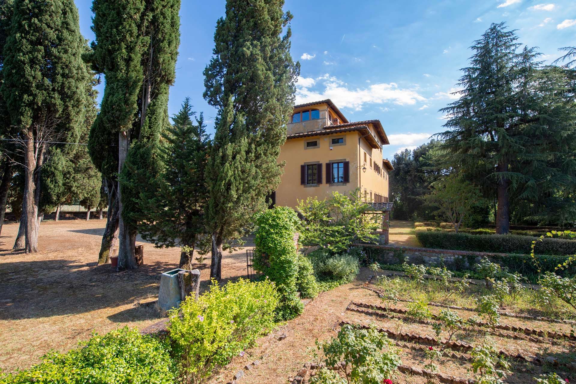 House in Arezzo, Tuscany 10838476