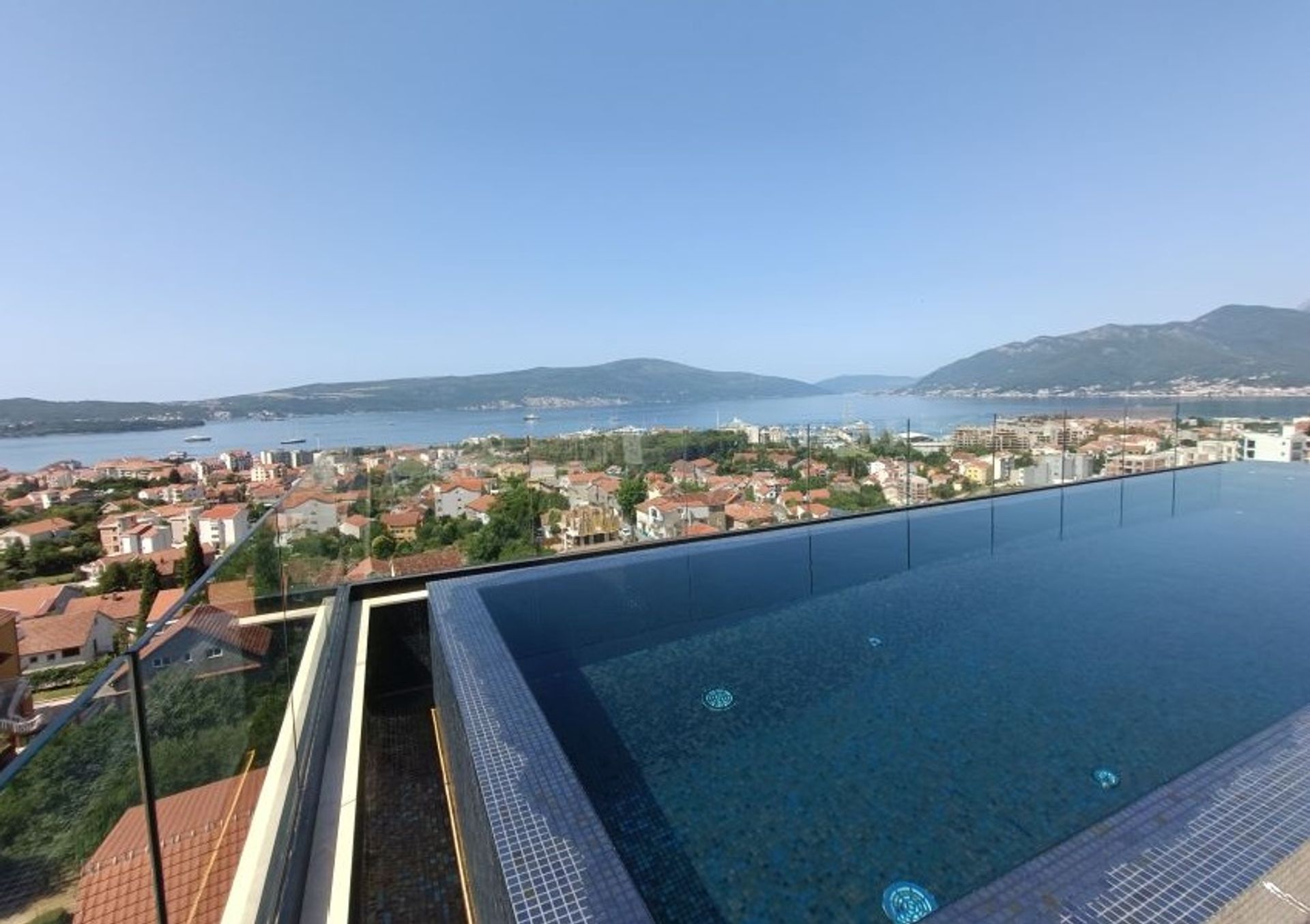 Eigentumswohnung im Peani, Tivat 10838855