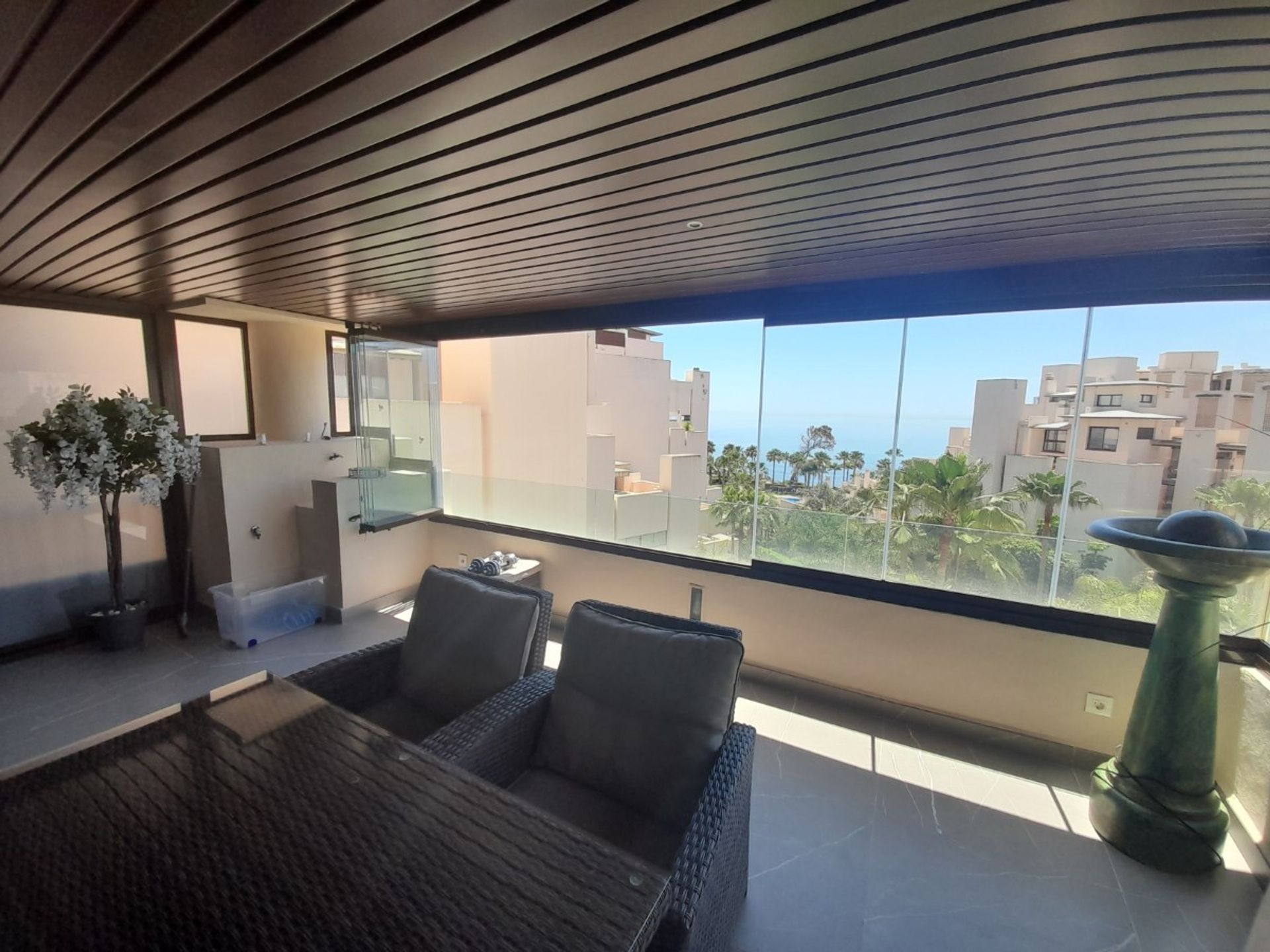 Condominium in Estepona, Andalusië 10839349