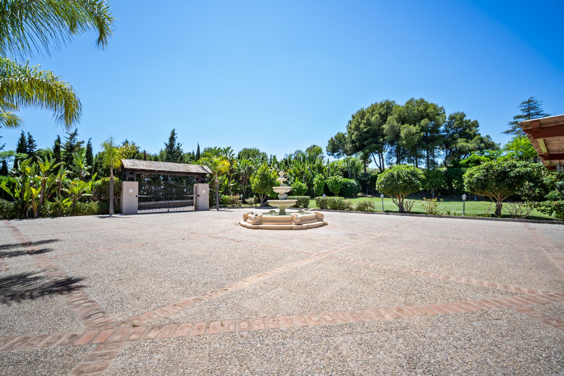 rumah dalam Estepona, Andalucía 10839366