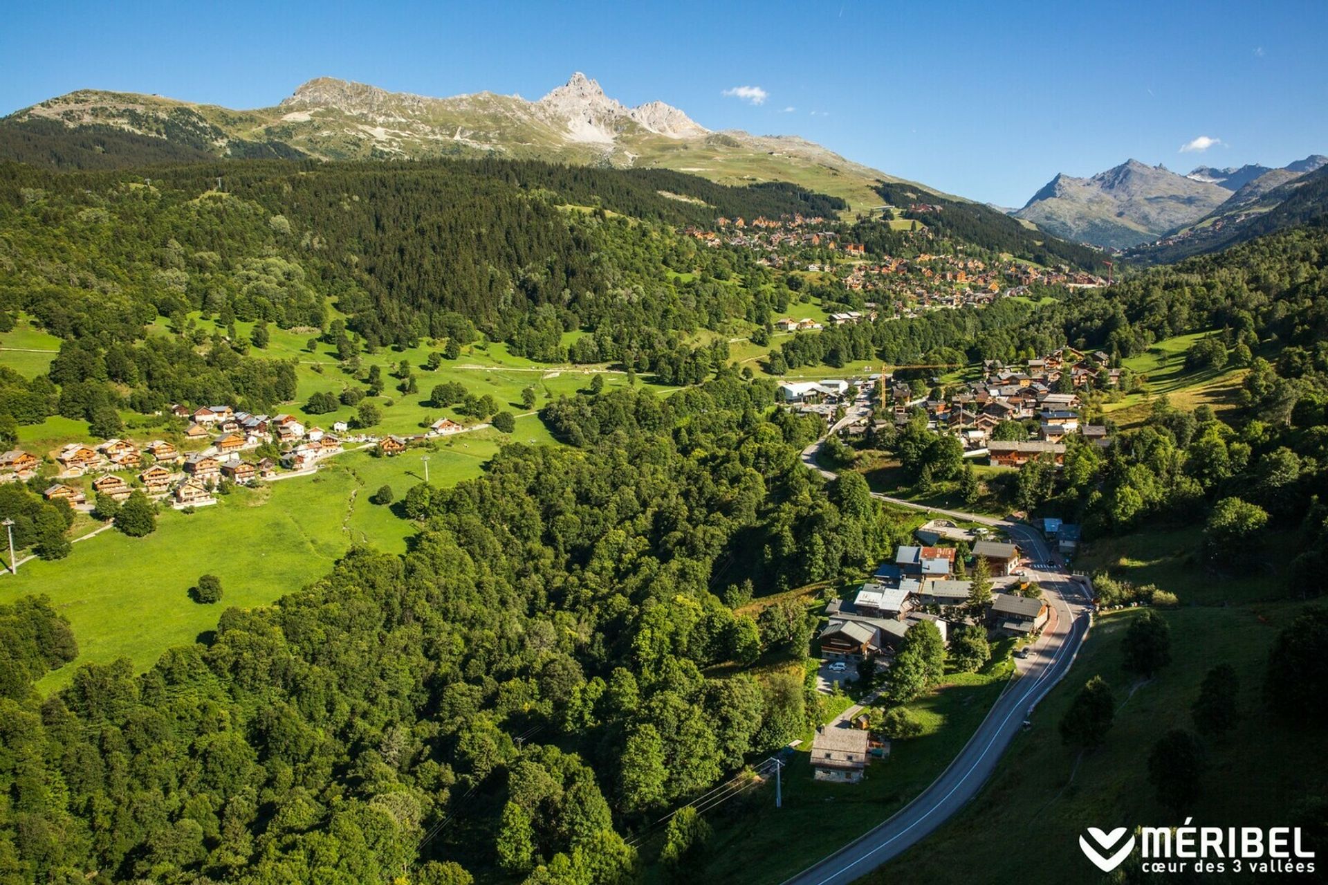 אַחֵר ב Les Allues, Auvergne-Rhône-Alpes 10839810