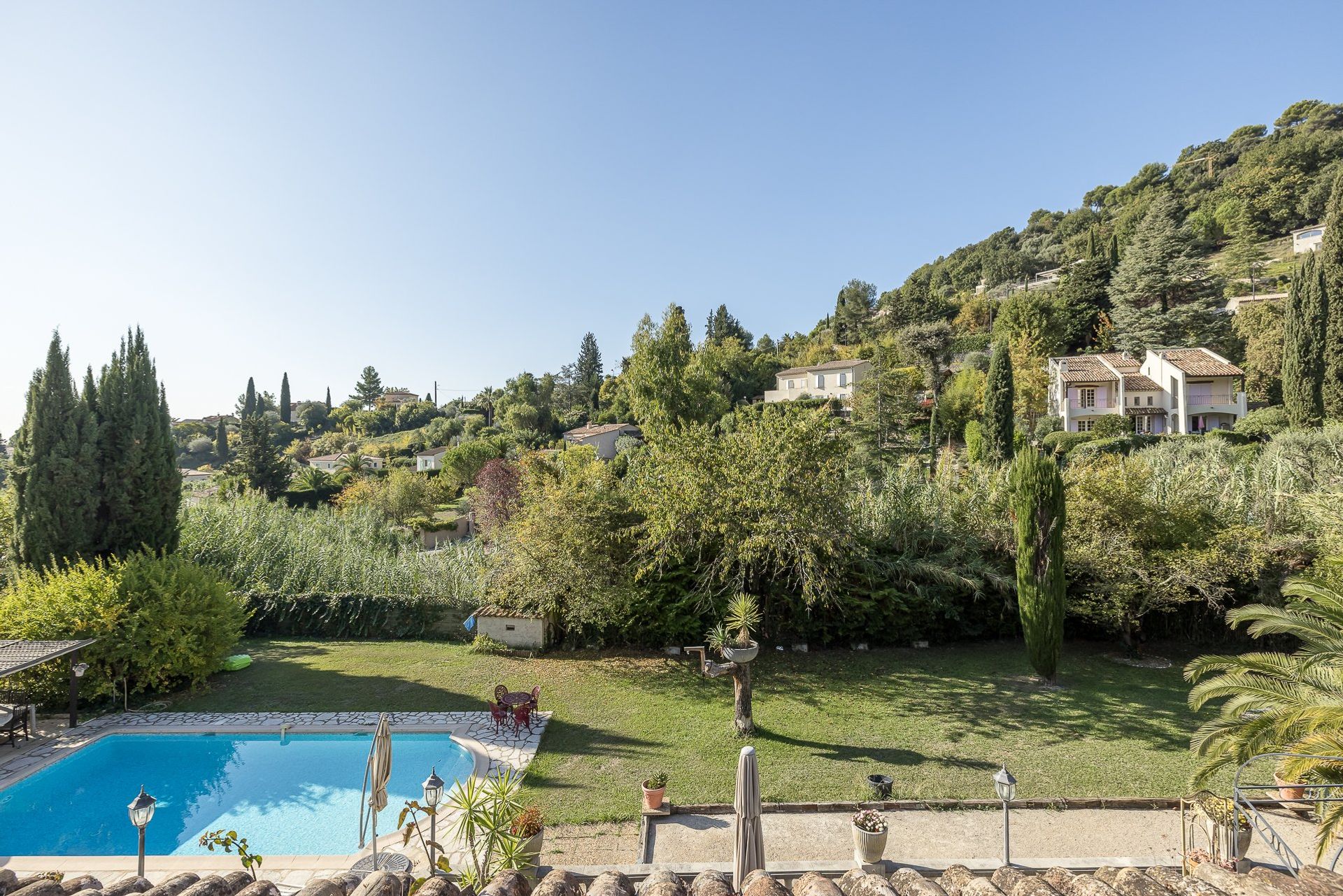 casa no Saint-Paul-de-Vence, Provença-Alpes-Costa Azul 10840275