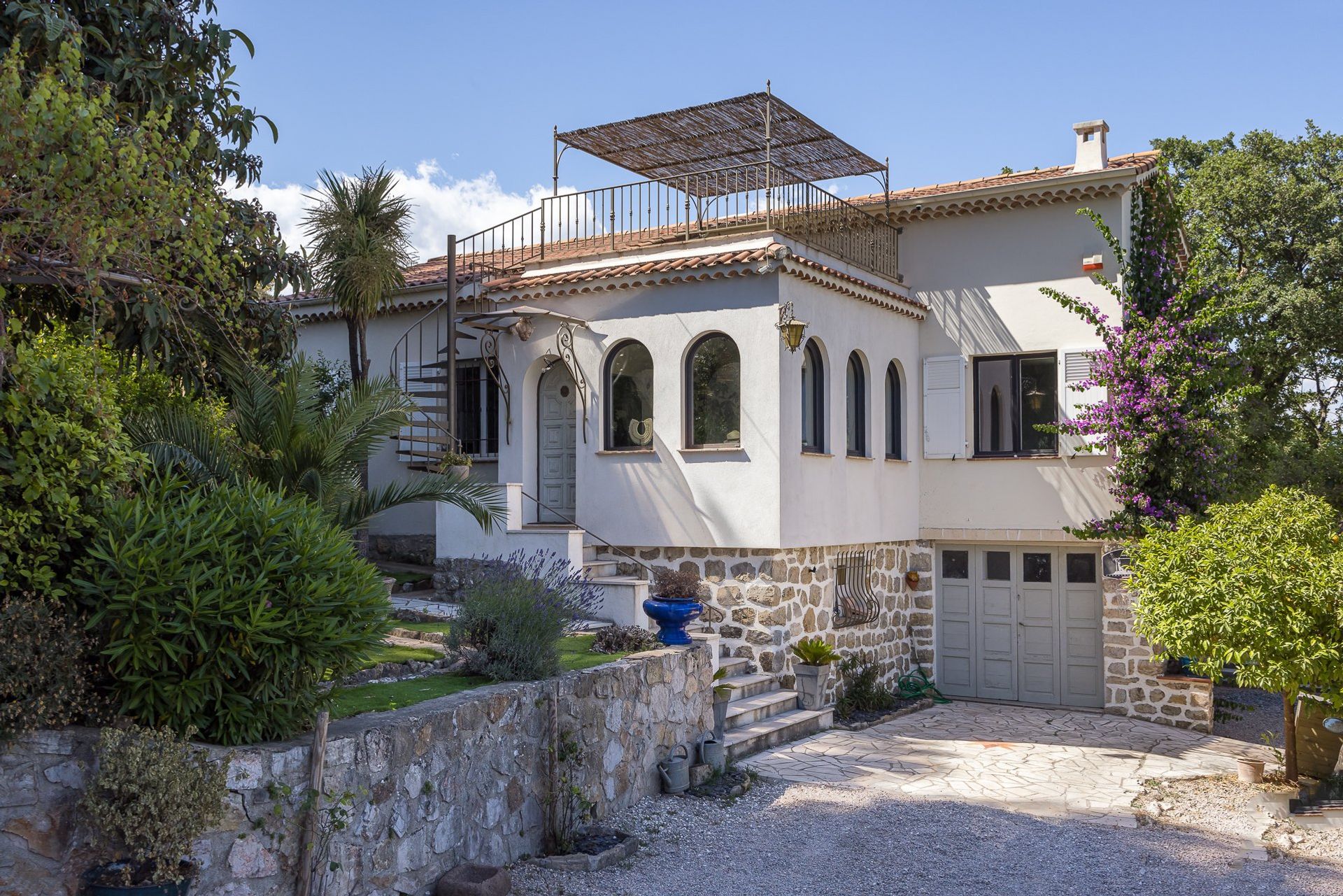 Casa nel Mougins, Provence-Alpes-Côte d'Azur 10840354