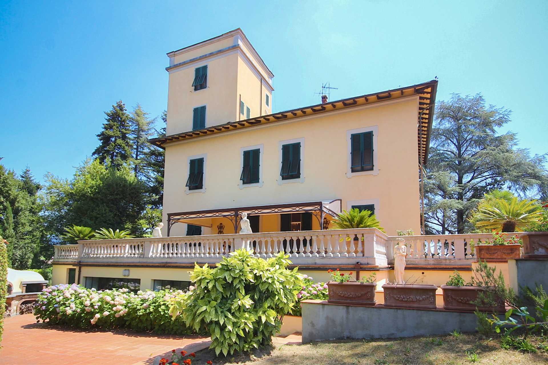 casa en Lucca, Toscana 10840378