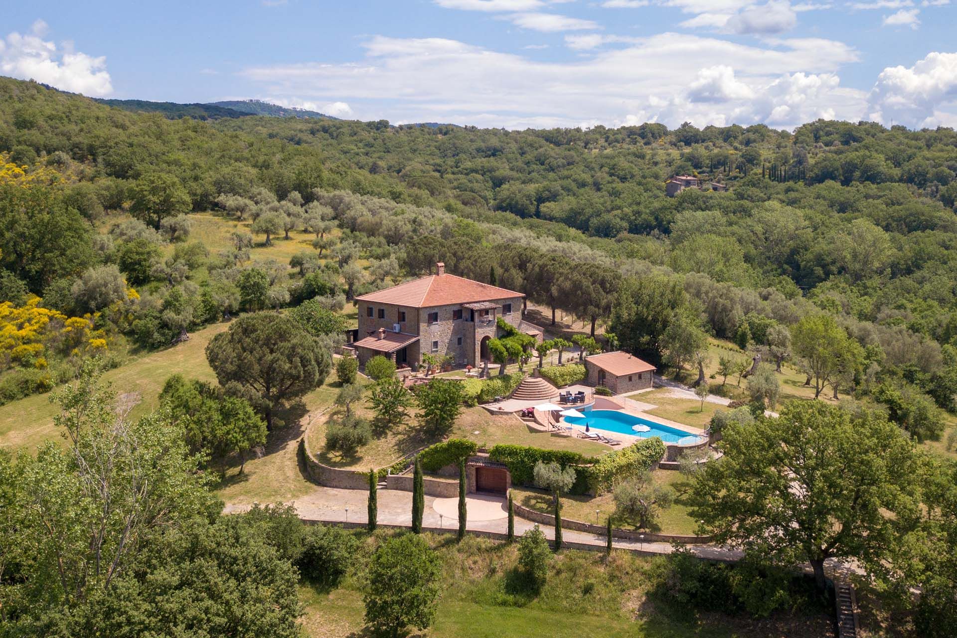 casa en Tuoro sul Trasimeno, Umbria 10840404