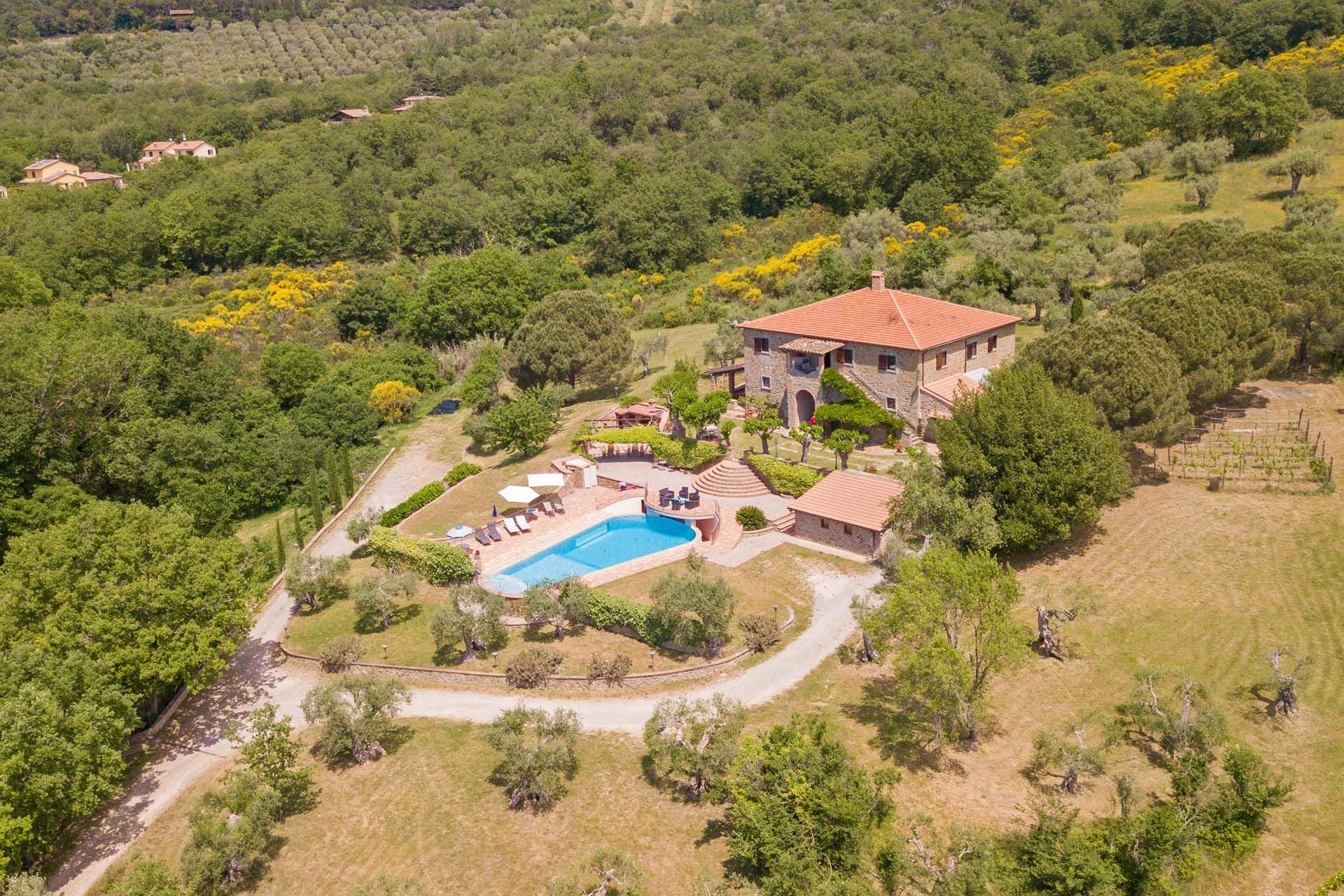 casa no Tuoro sul Trasimeno, Umbria 10840404