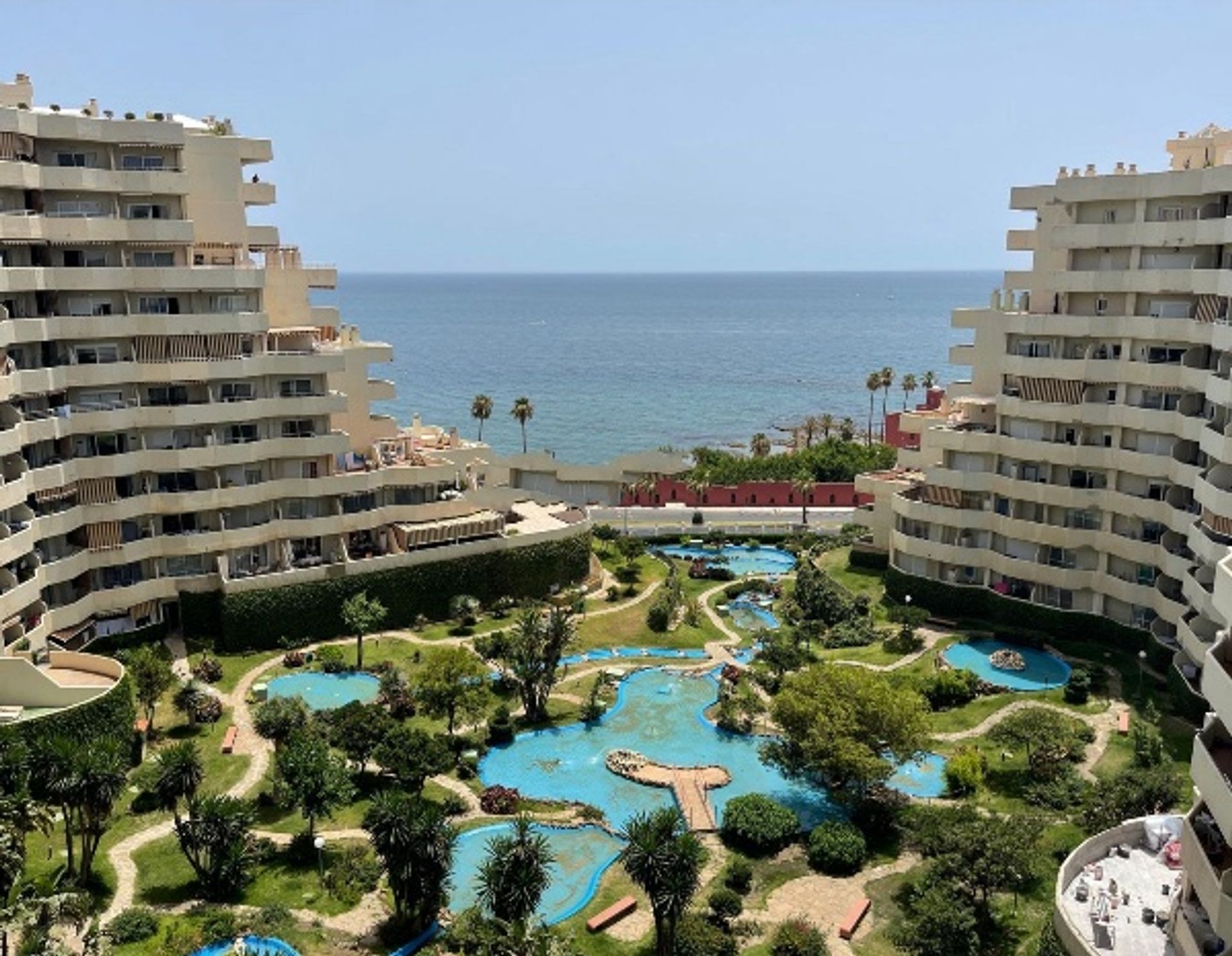 Condominio nel Santa Fe de los Boliches, Andalusia 10841233