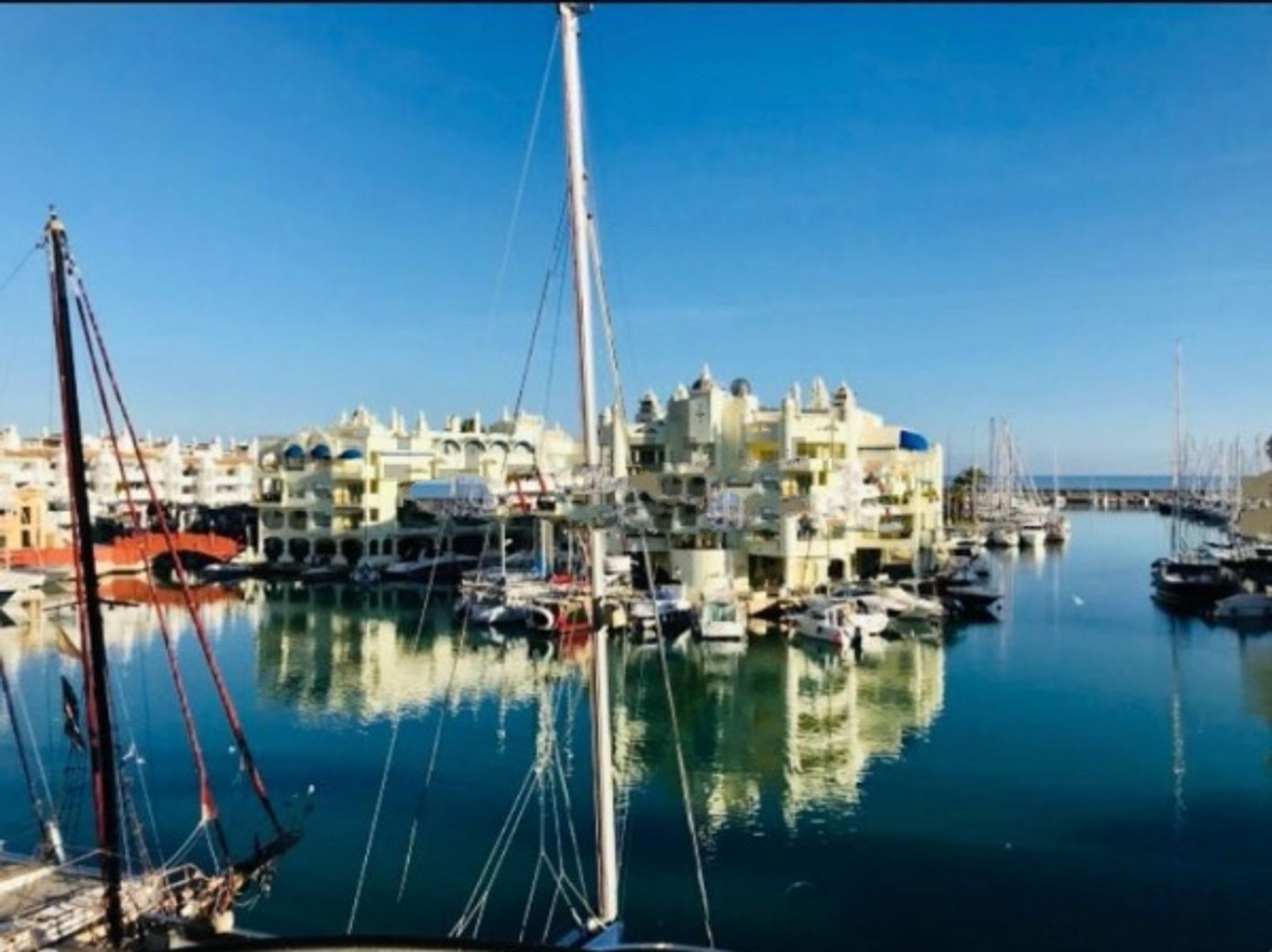 Eigentumswohnung im Benalmádena, Andalusia 10841268