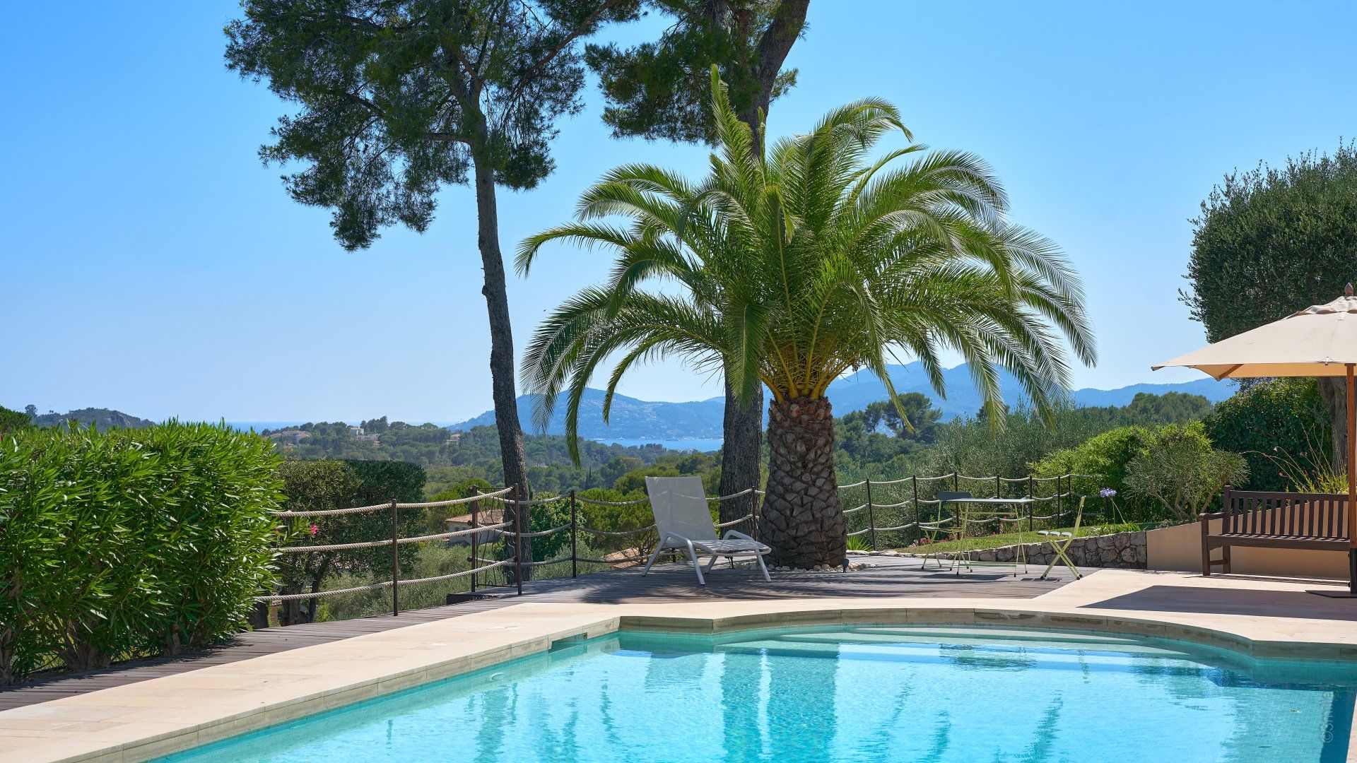 Huis in Les Baraques, Provence-Alpes-Cote d'Azur 10841805