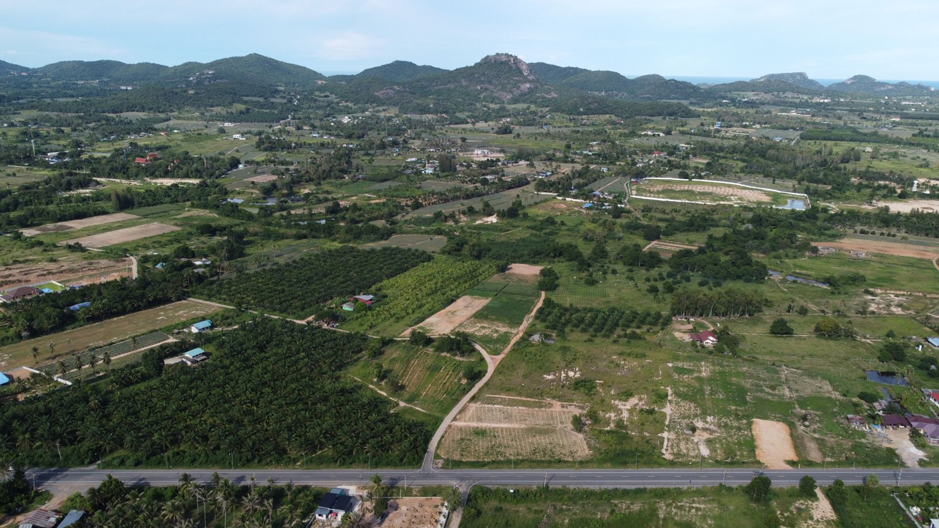 Земля в Wang Pong, Prachuap Khiri Khan 10841973