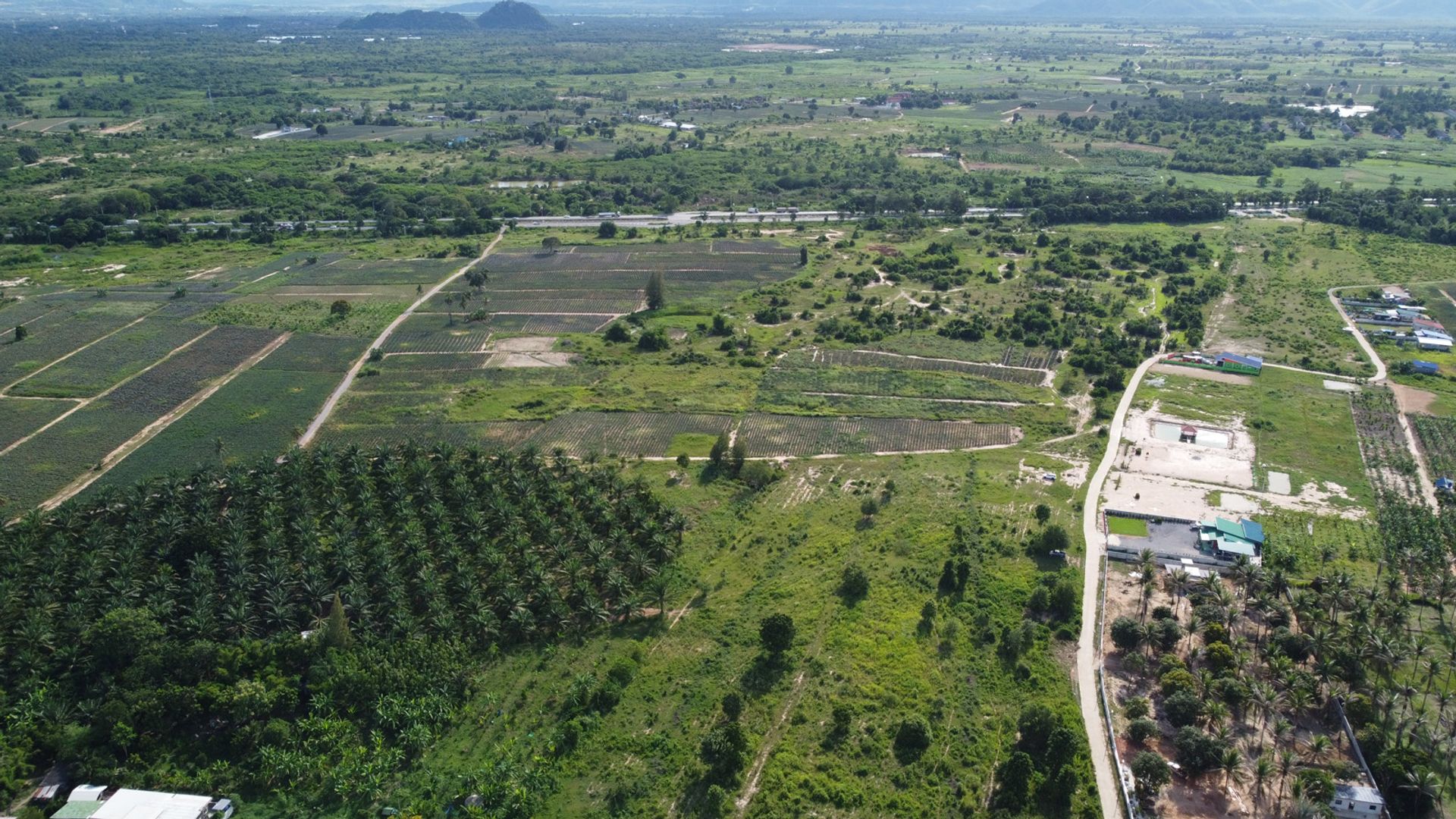 Tanah dalam Wang Pong, Prachuap Khiri Khan 10841973