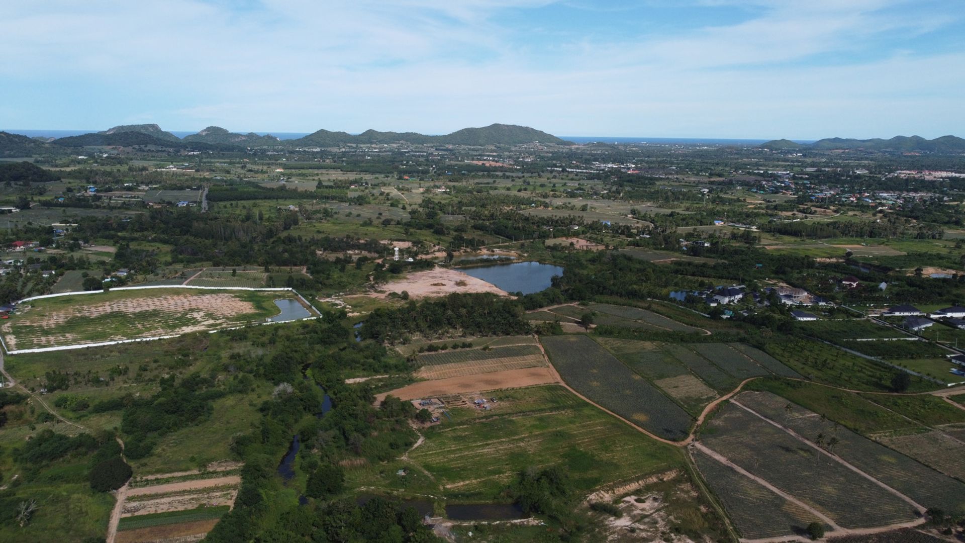 Земля в Wang Pong, Prachuap Khiri Khan 10841973