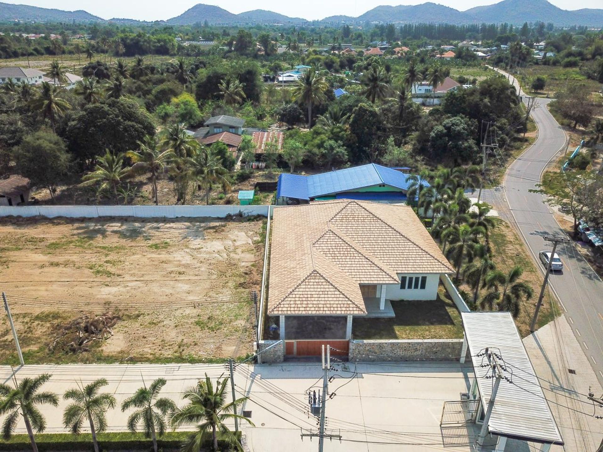 House in Tambon Hin Lek Fai, Chang Wat Prachuap Khiri Khan 10842013