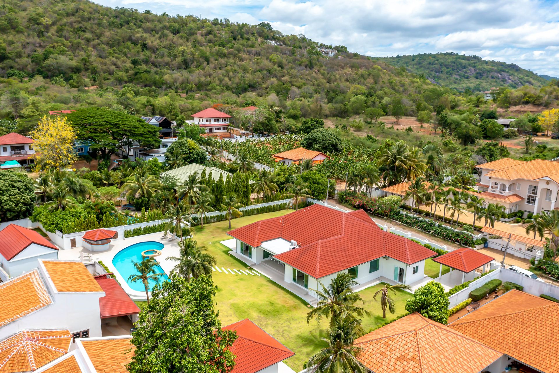 rumah dalam Tambon Nong Kae, Chang Wat Prachuap Khiri Khan 10842045