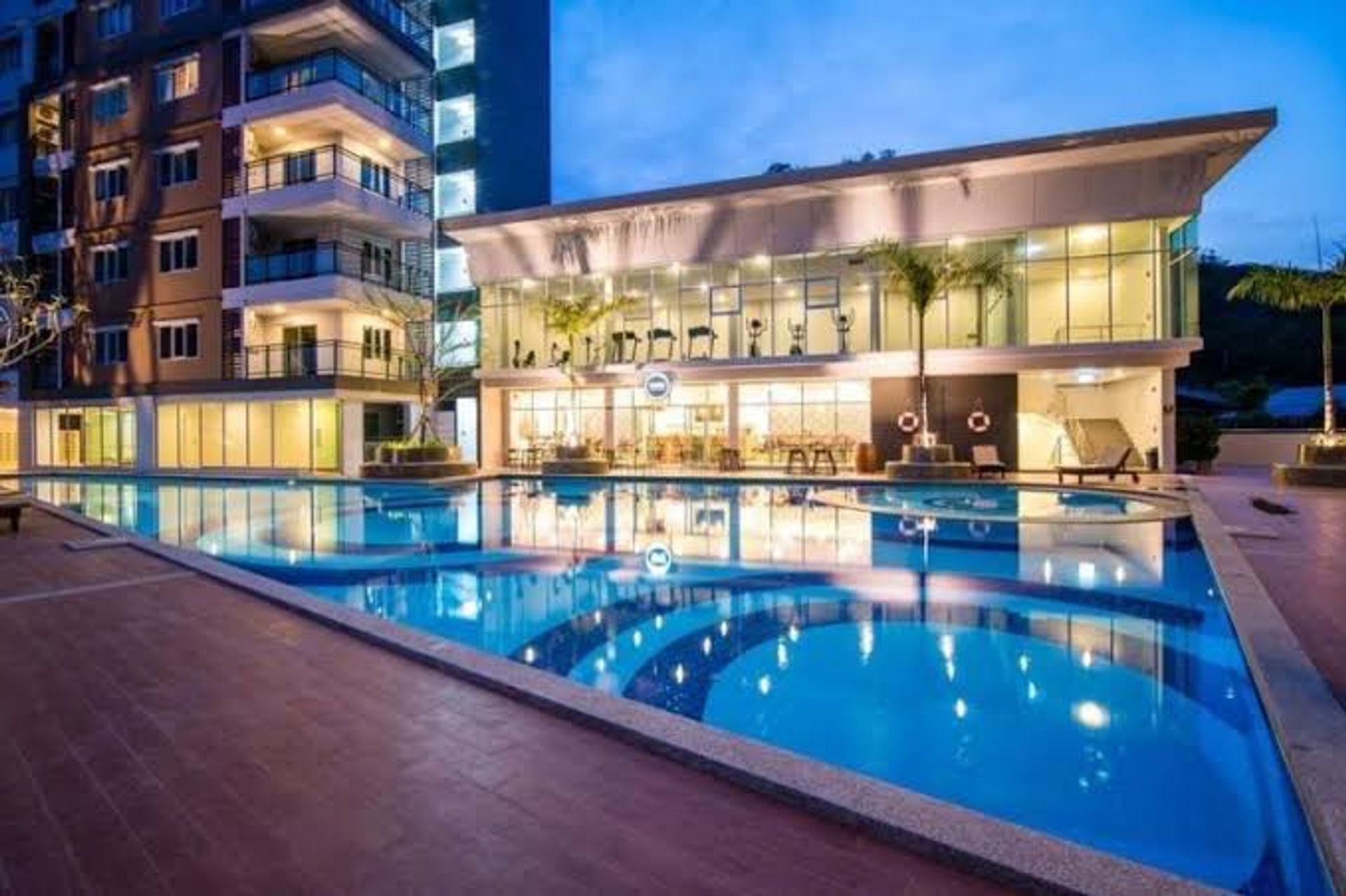 Condominium in Tambon Hua Hin, Chang Wat Prachuap Khiri Khan 10842071