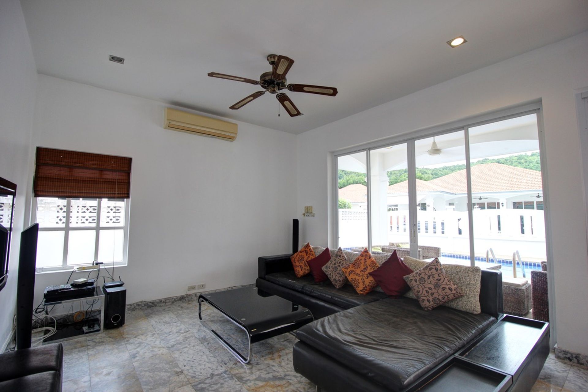 Talo sisään Hua Hin, Prachuap Khiri Khan 10842135