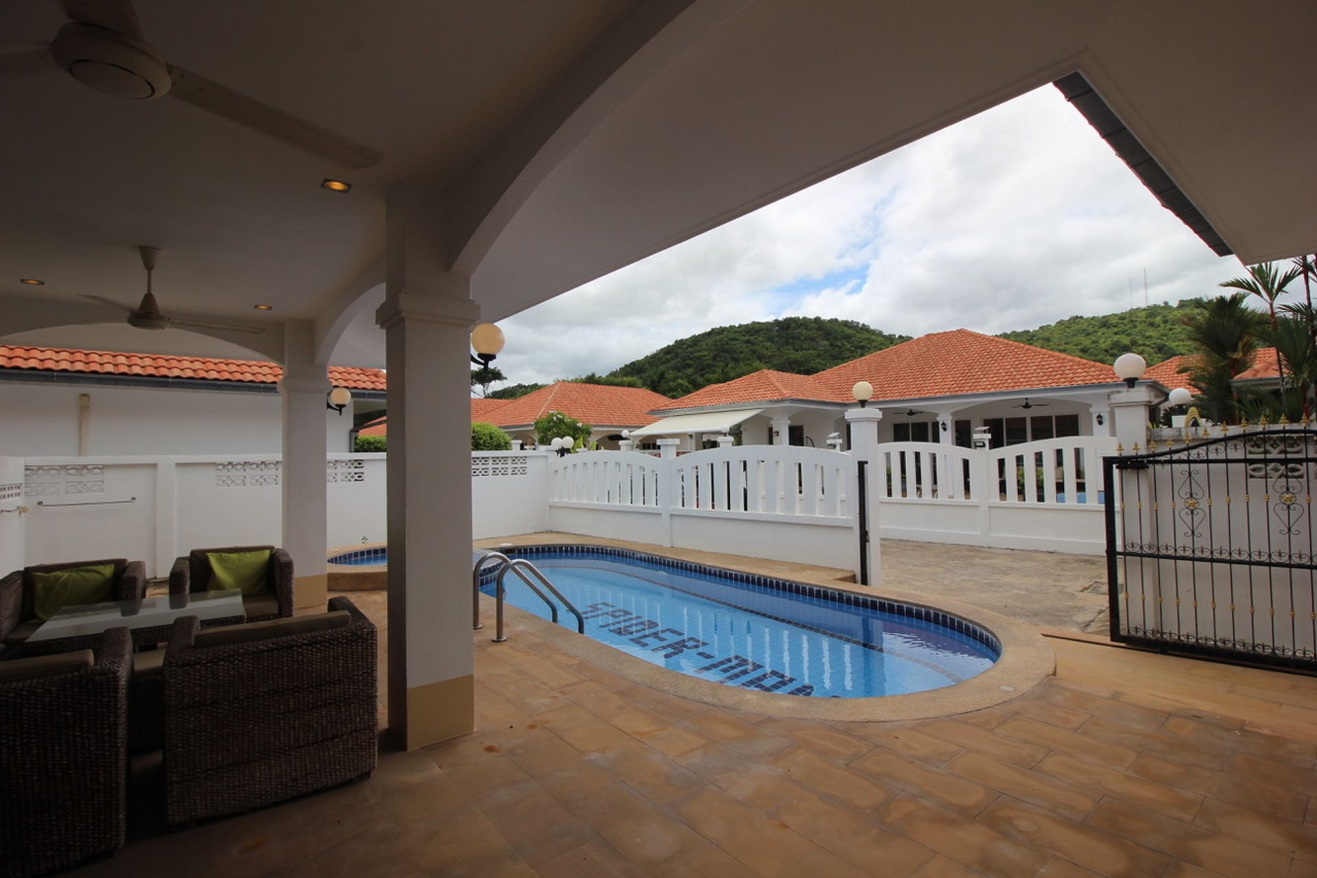 casa en Hua Hin, Prachuap Khiri Khan 10842135