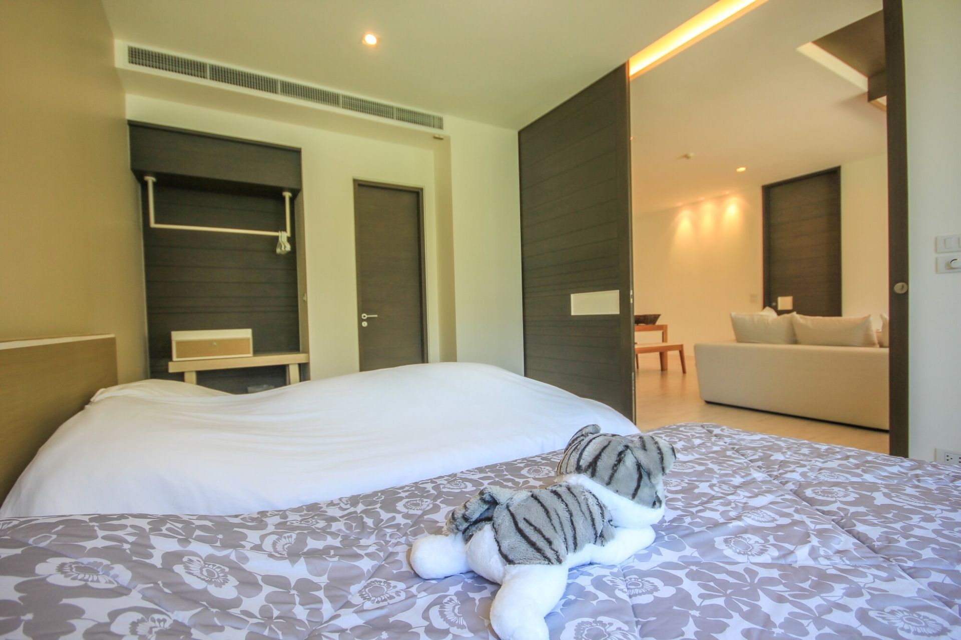 सम्मिलित में Tambon Hua Hin, Chang Wat Prachuap Khiri Khan 10842180