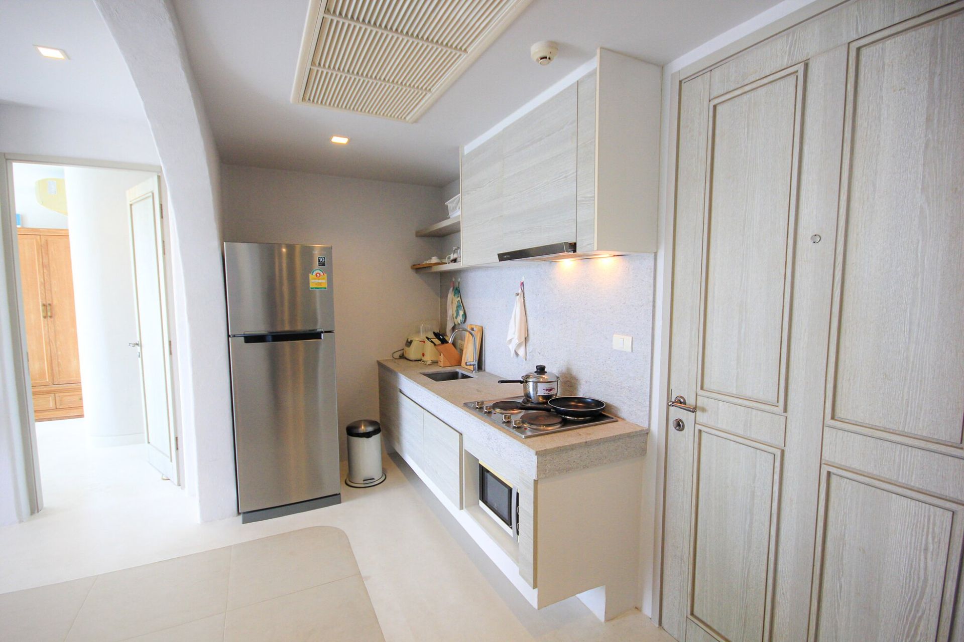 Condominium in Tambon Nong Kae, Chang Wat Prachuap Khiri Khan 10842186