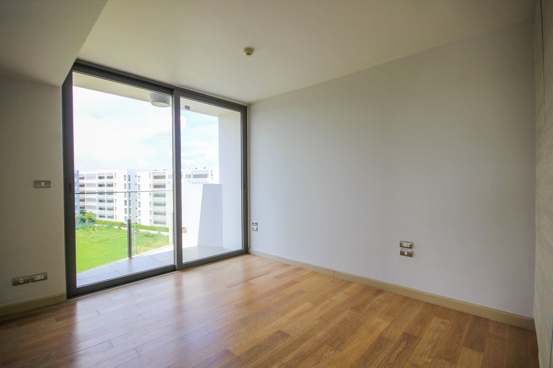 Condominio nel Tambon Nong Kae, Chang Wat Prachuap Khiri Khan 10842192