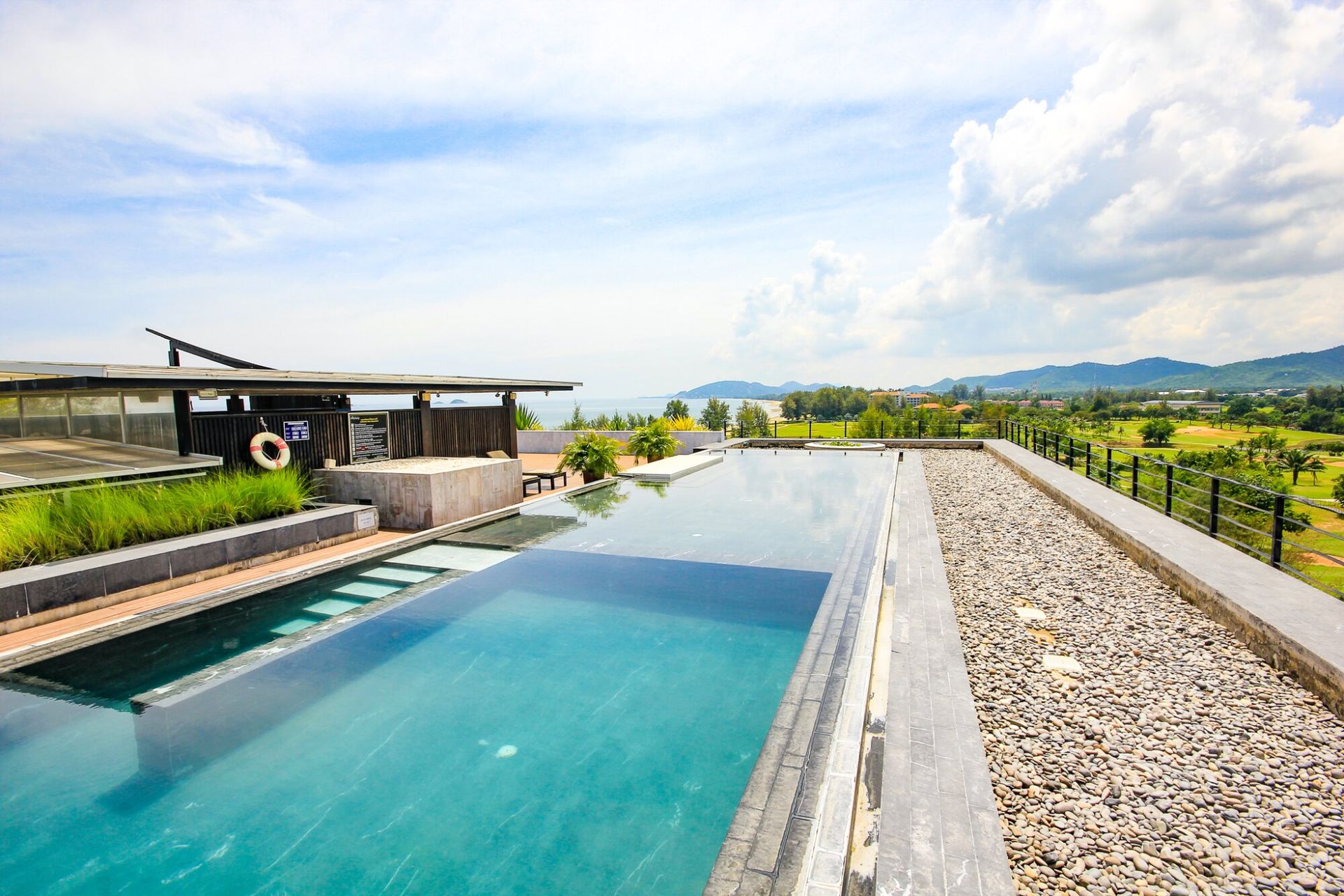 عمارات في Tambon Nong Kae, Chang Wat Prachuap Khiri Khan 10842192