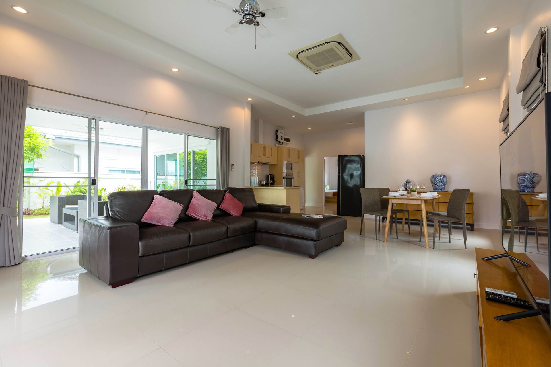 Hus i Tambon Thap Tai, Chang Wat Prachuap Khiri Khan 10842243