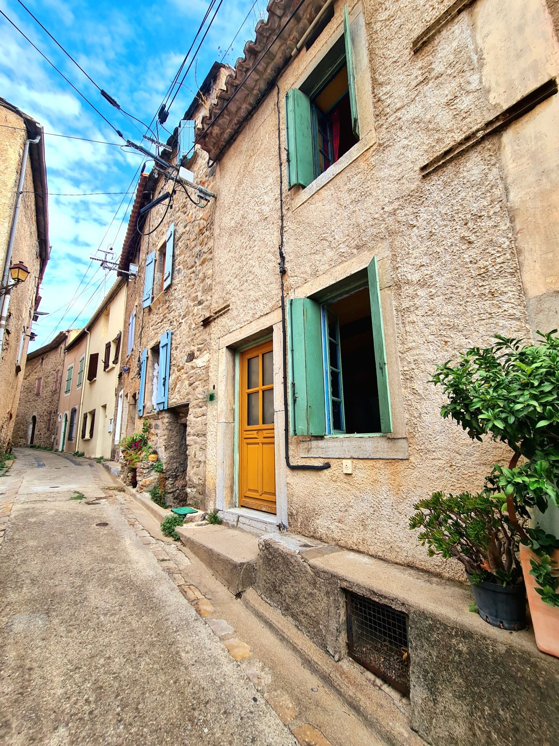 House in Cessenon-sur-Orb, Occitanie 10842263