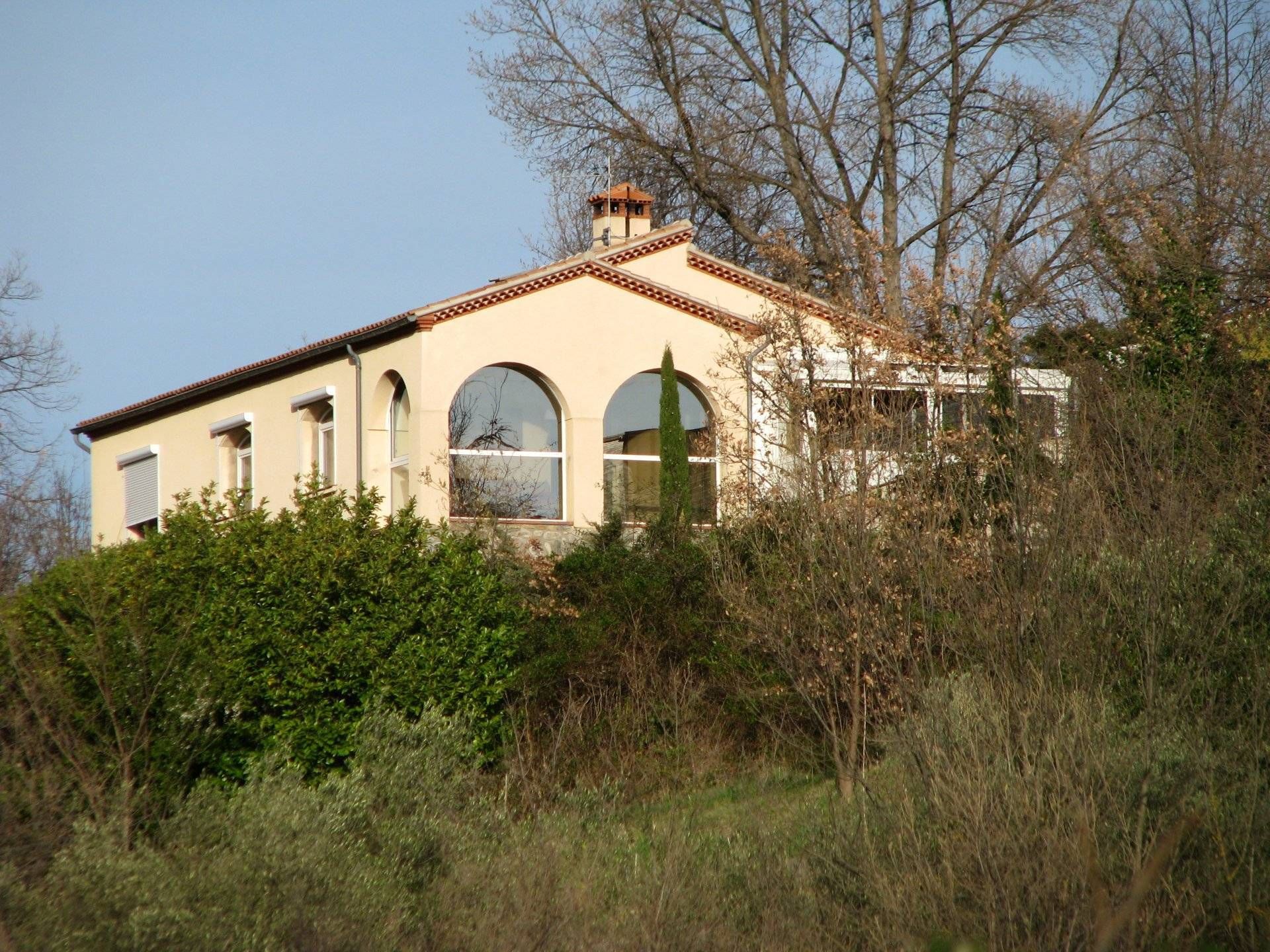 Rumah di Glorianes, Occitanie 10842388