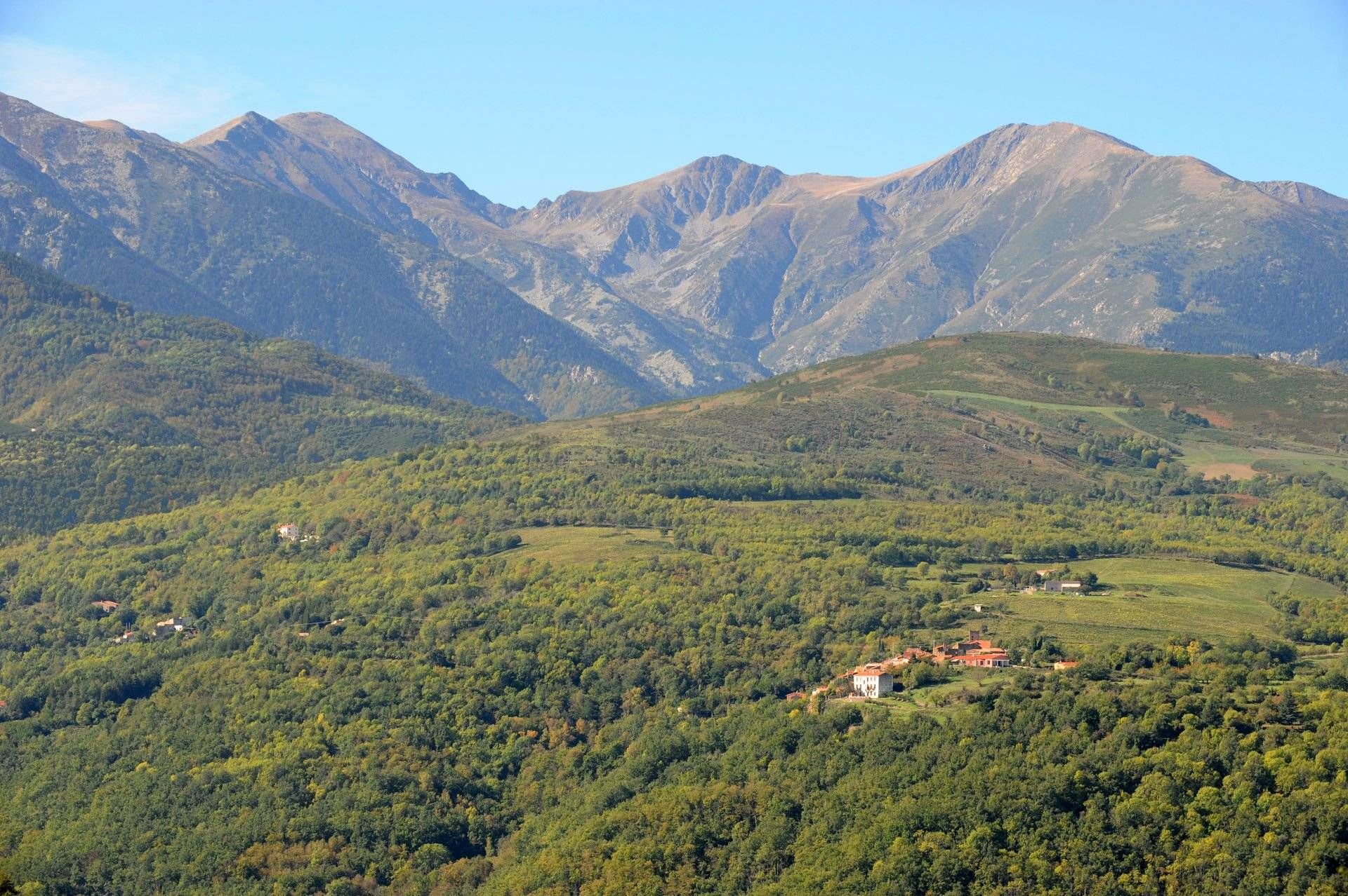 房子 在 La Bastide, Occitanie 10842408