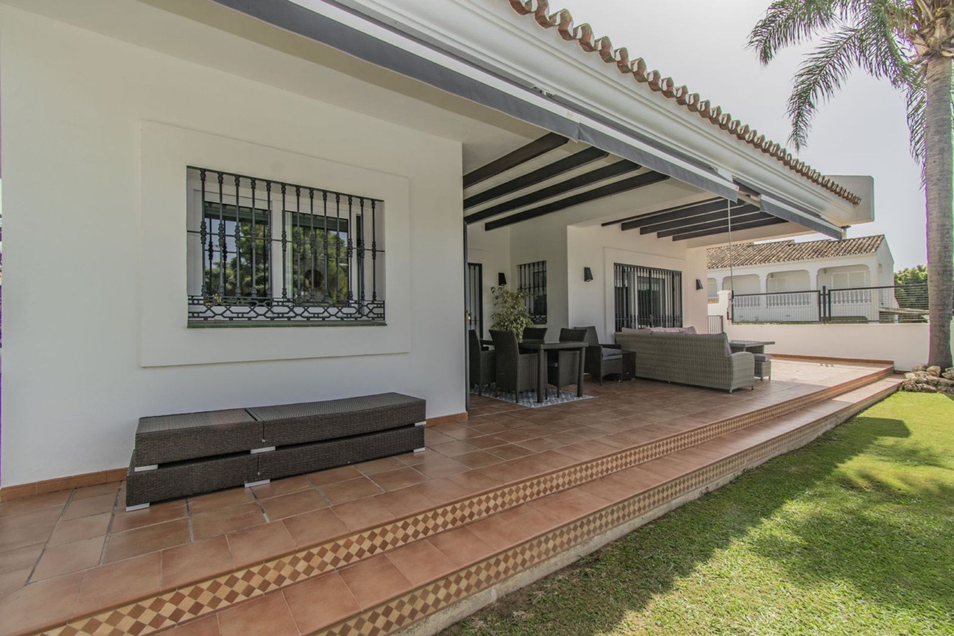 House in Marbella, Andalusia 10842543