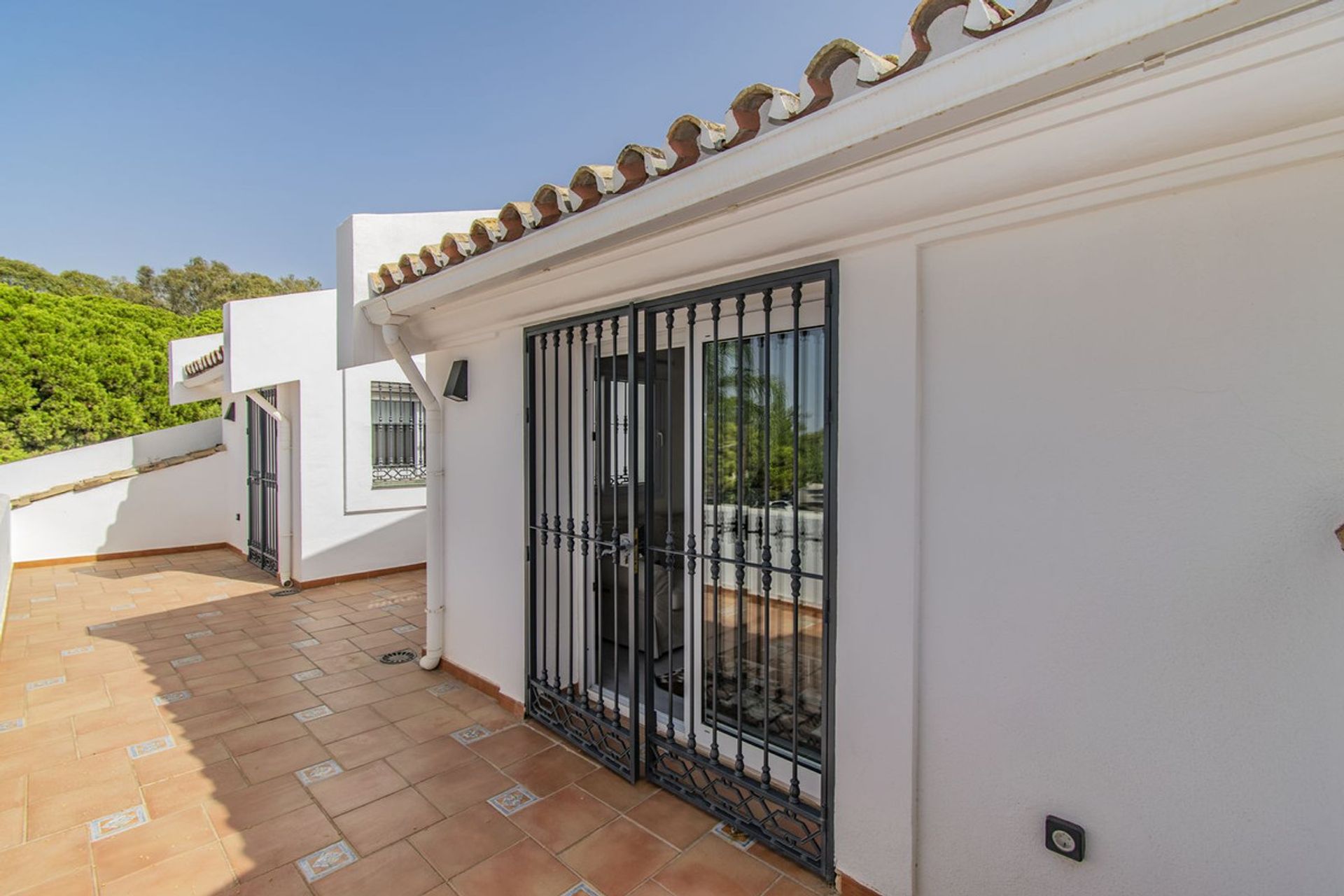 House in Marbella, Andalusia 10842543