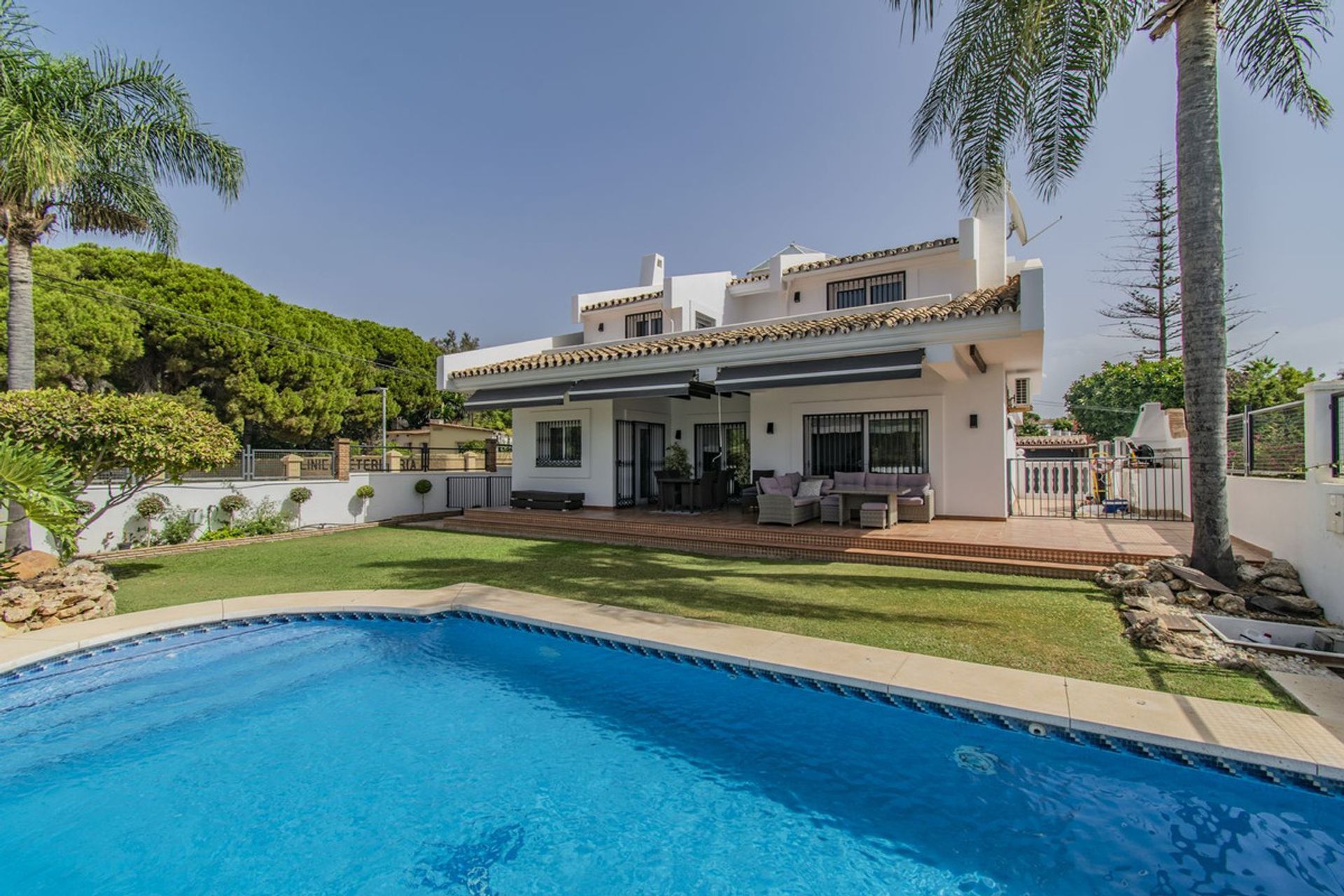 House in Marbella, Andalusia 10842543