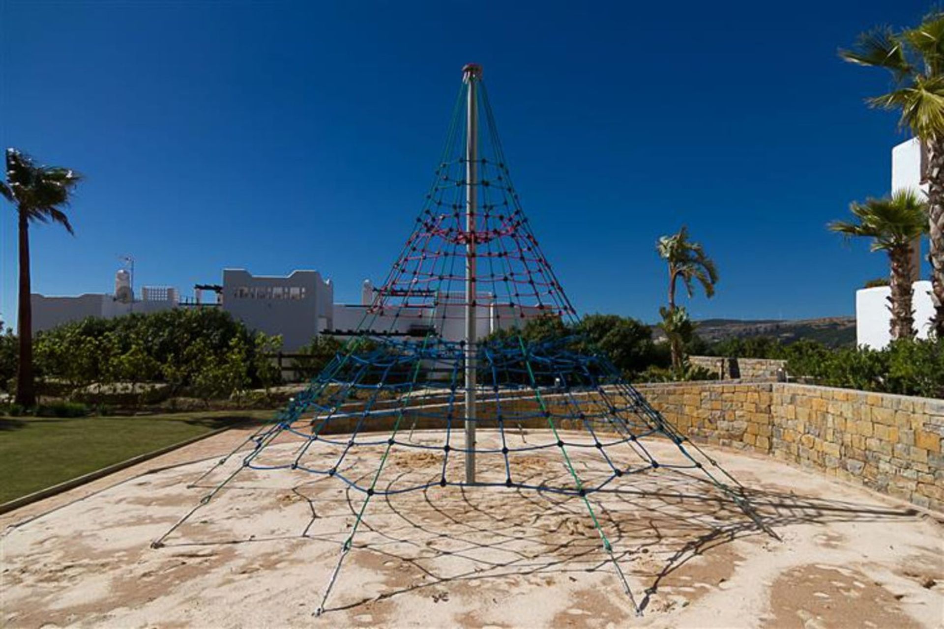 Osakehuoneisto sisään Casares, Andalusia 10842626