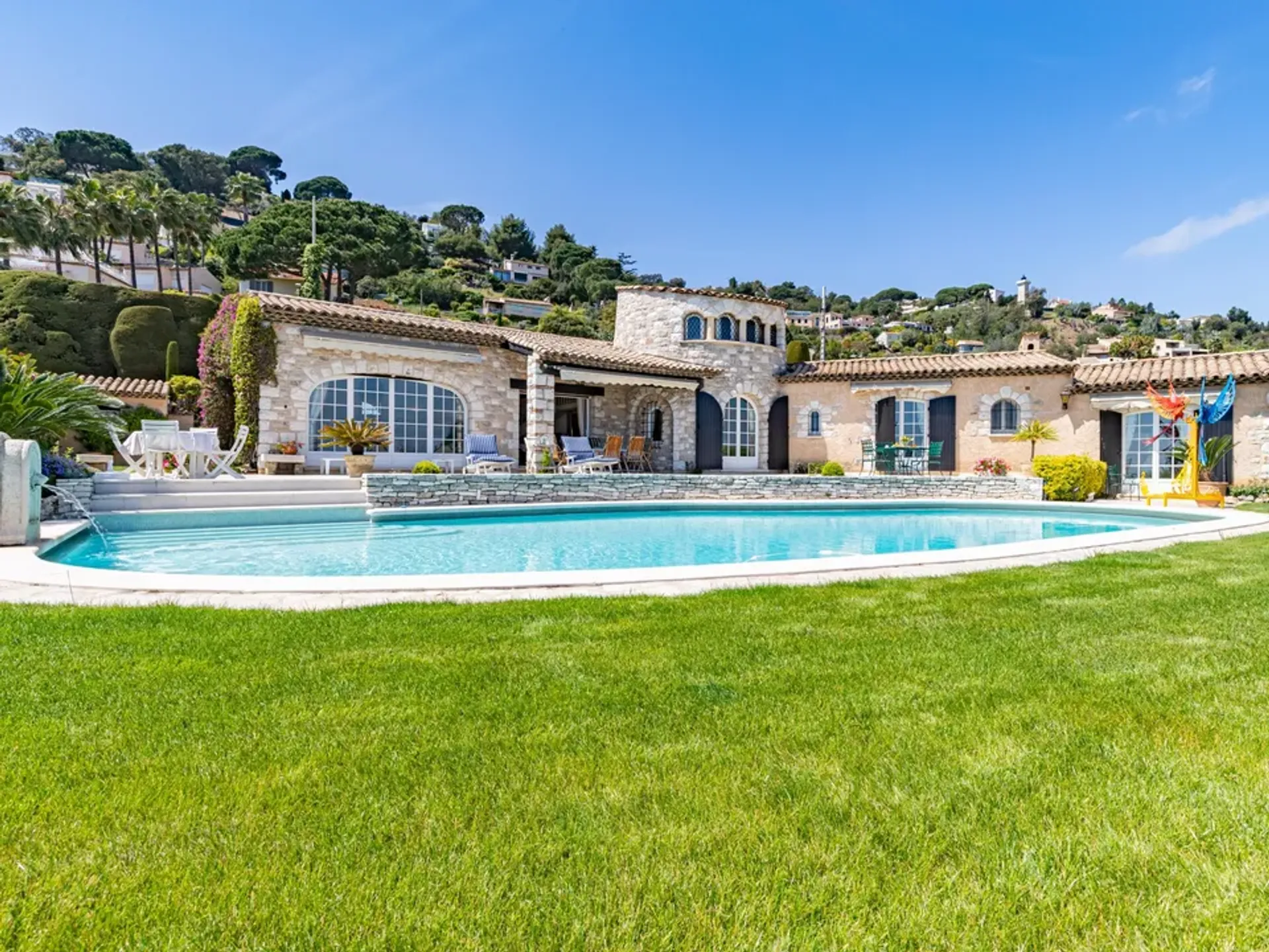 住宅 在 Cannes, Provence-Alpes-Côte d'Azur 10842641