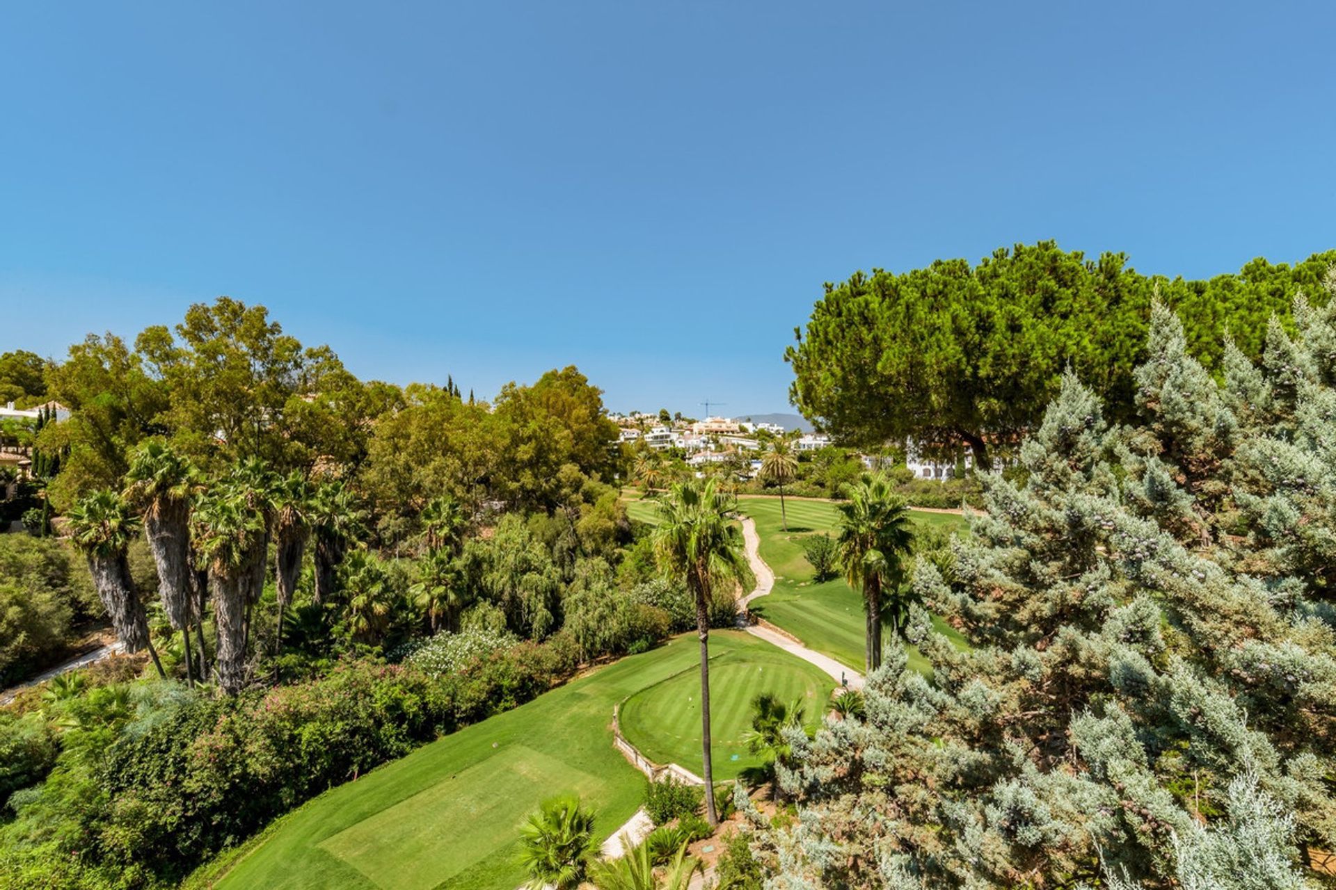 بيت في Benahavís, Andalusia 10842714