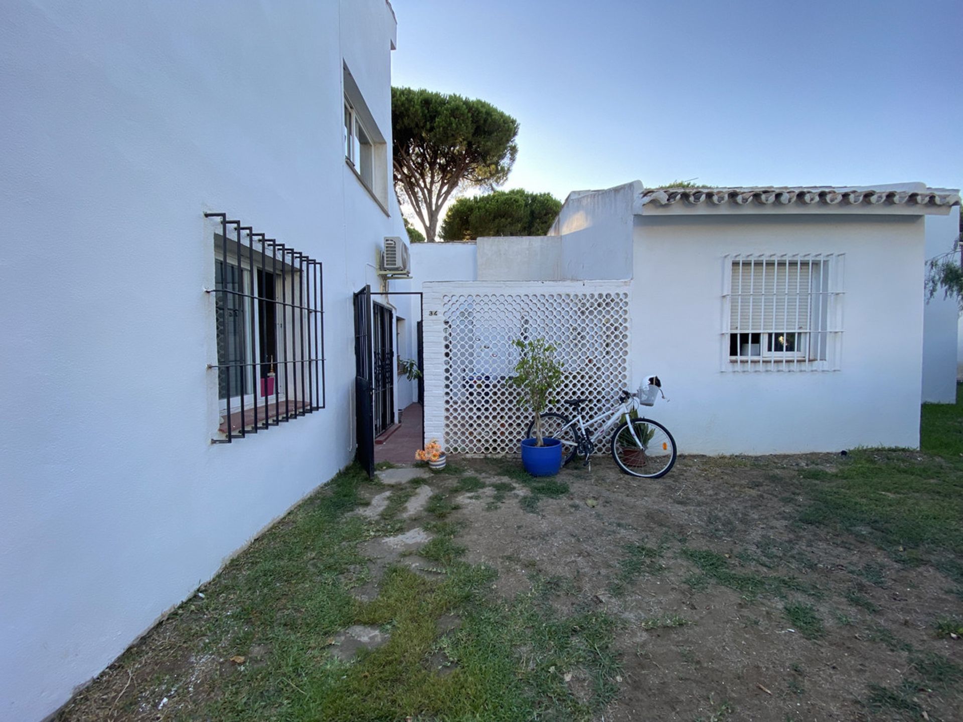 House in El Paraíso, Andalucía 10842844