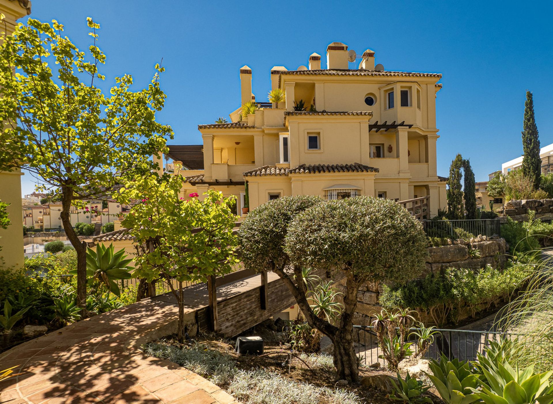 सम्मिलित में Casares, Andalusia 10842884